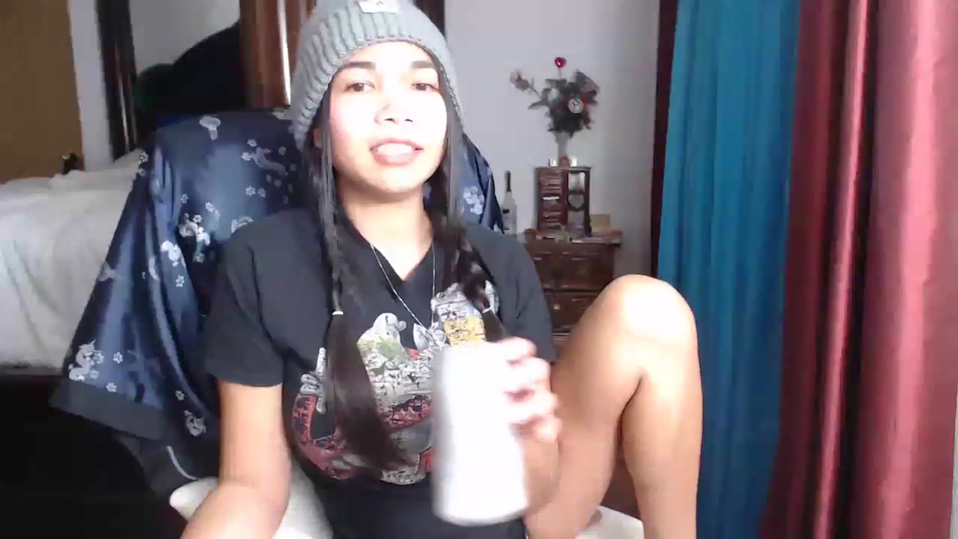 Gallery image thumbnail from Littlekai2023's myfreecams stream on, 03/20/2023, 04:02 image 14 of 20