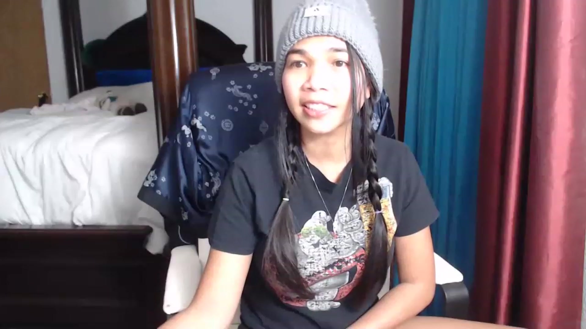 Gallery image thumbnail from Littlekai2023's myfreecams stream on, 03/20/2023, 04:02 image 12 of 20