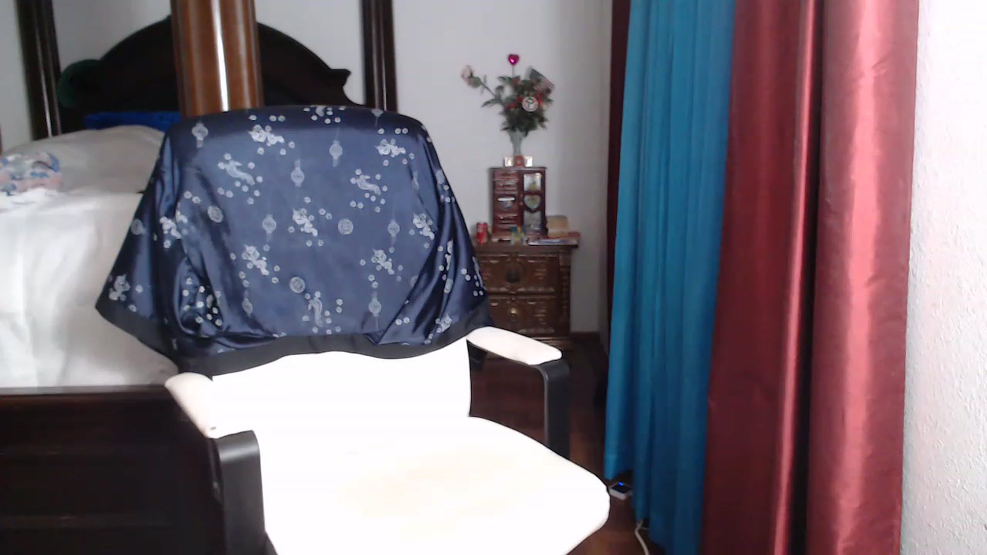 Gallery image thumbnail from Littlekai2023's myfreecams stream on, 03/24/2023, 24:06 image 9 of 20
