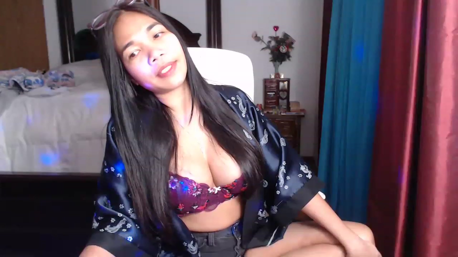 Gallery image thumbnail from Littlekai2023's myfreecams stream on, 03/24/2023, 02:21 image 6 of 20