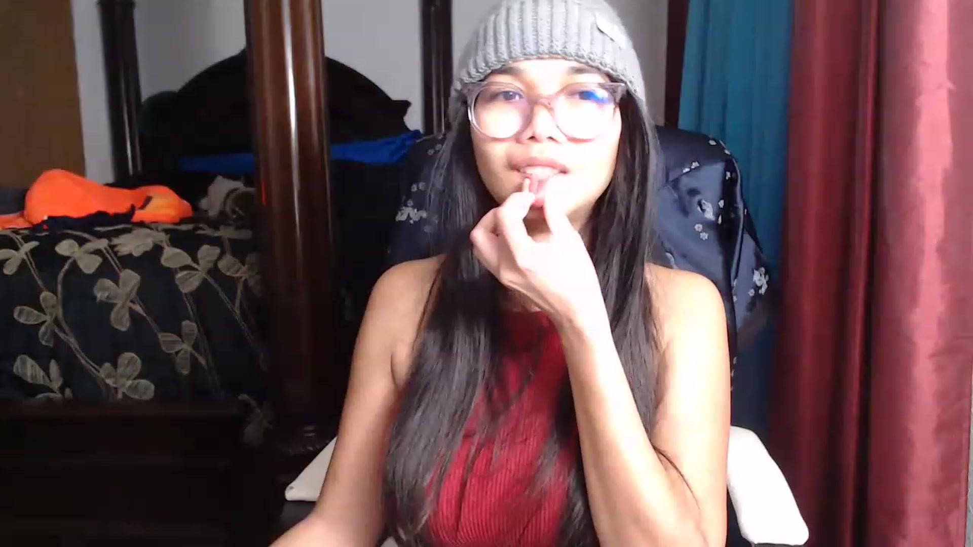 Gallery image thumbnail from Littlekai2023's myfreecams stream on, 03/25/2023, 15:38 image 19 of 20