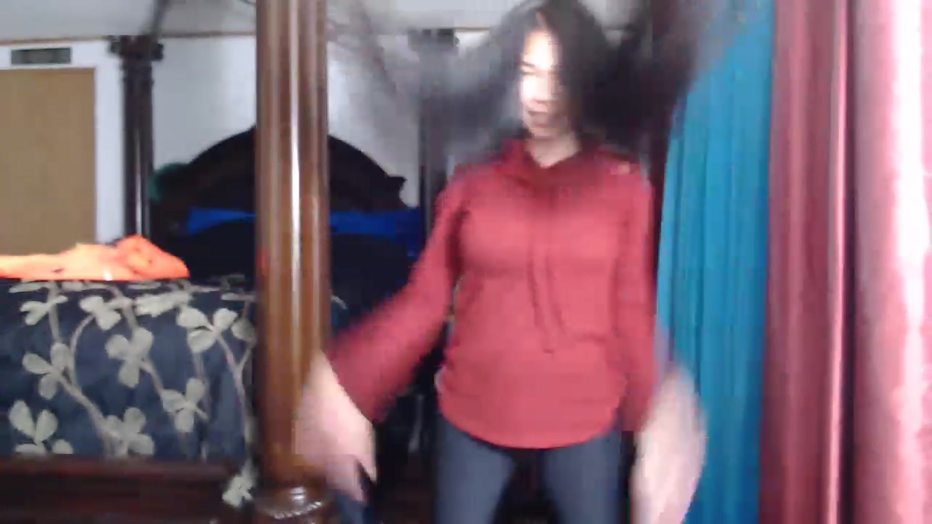 Gallery image thumbnail from Littlekai2023's myfreecams stream on, 03/27/2023, 05:07 image 16 of 20