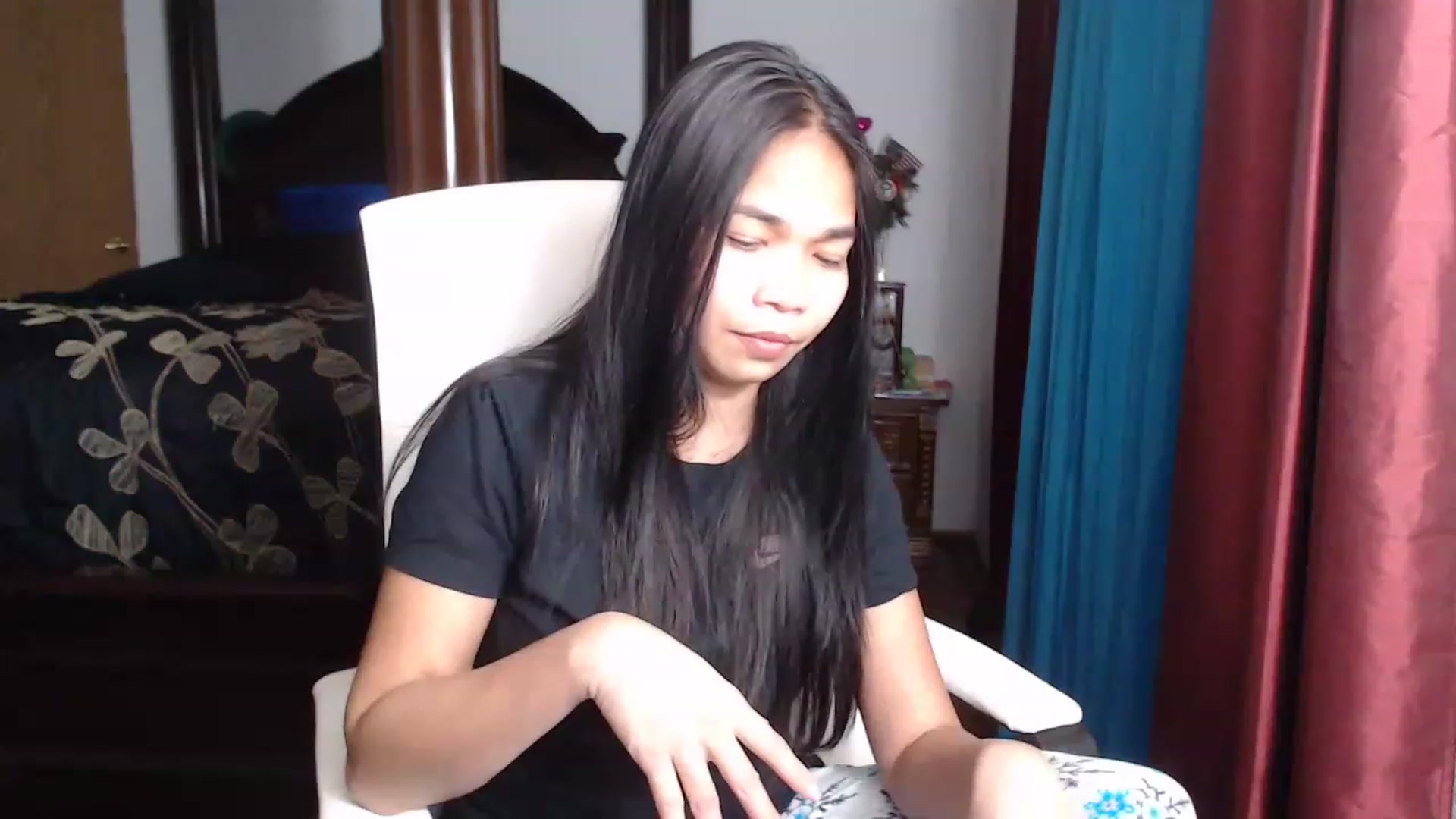 Gallery image thumbnail from Littlekai2023's myfreecams stream on, 03/29/2023, 04:13 image 9 of 20