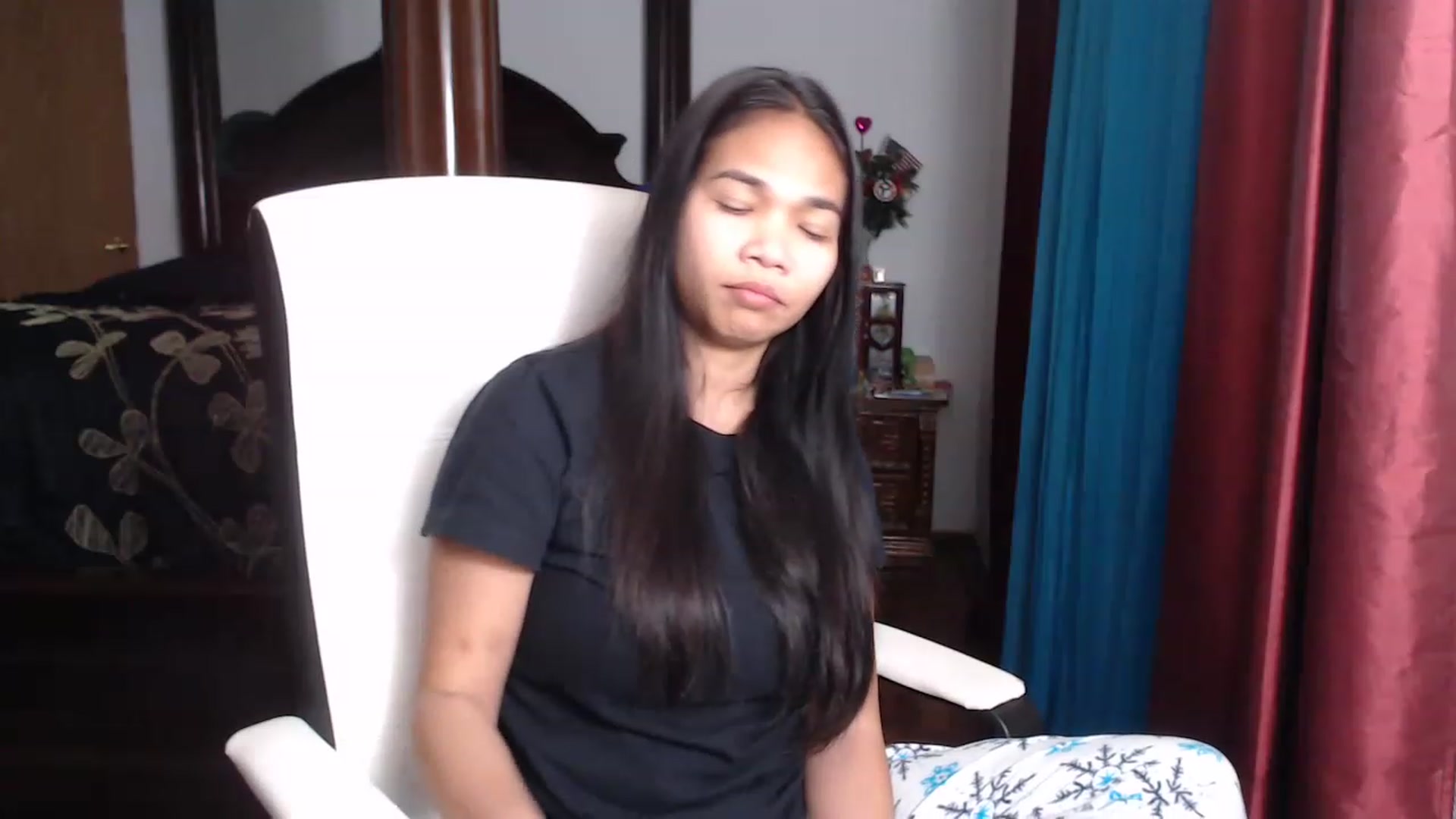 Gallery image thumbnail from Littlekai2023's myfreecams stream on, 03/29/2023, 04:13 image 15 of 20