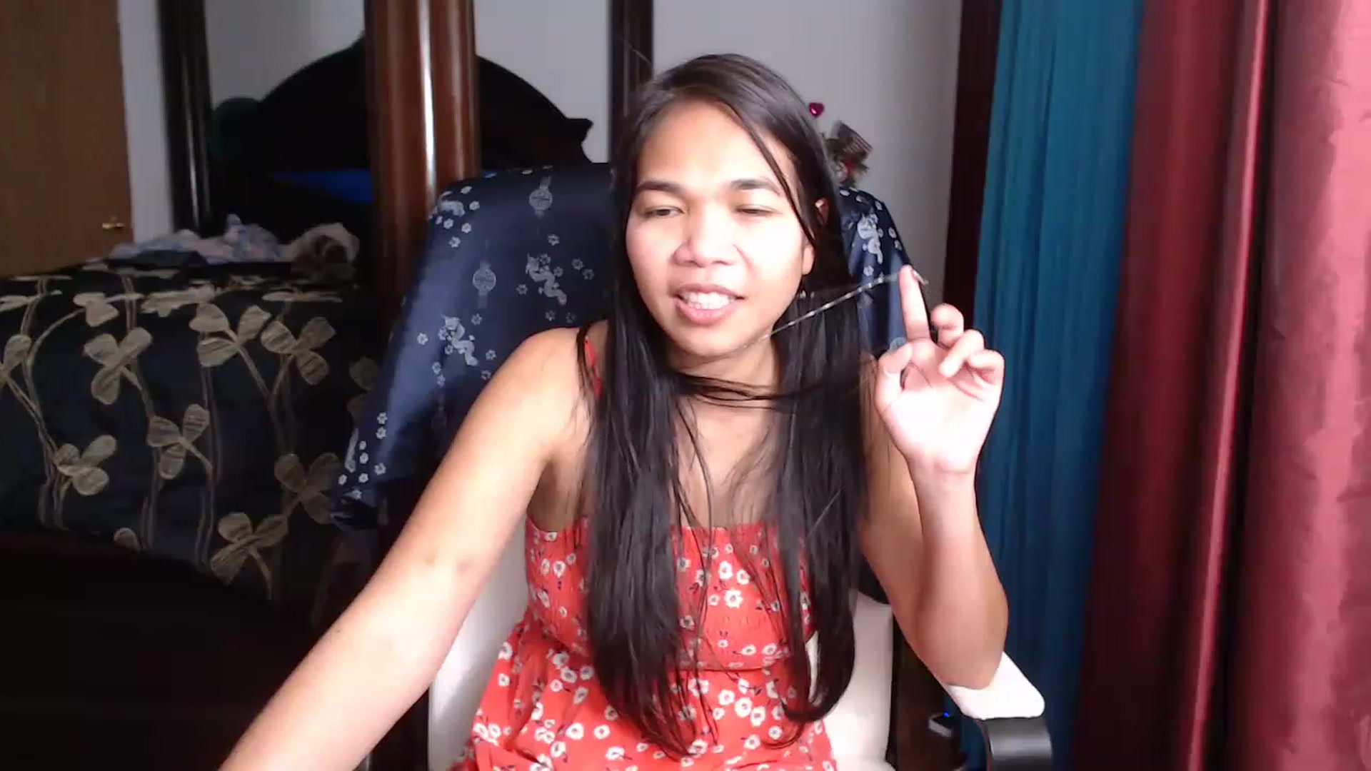 Gallery image thumbnail from Littlekai2023's myfreecams stream on, 03/30/2023, 03:02 image 17 of 20