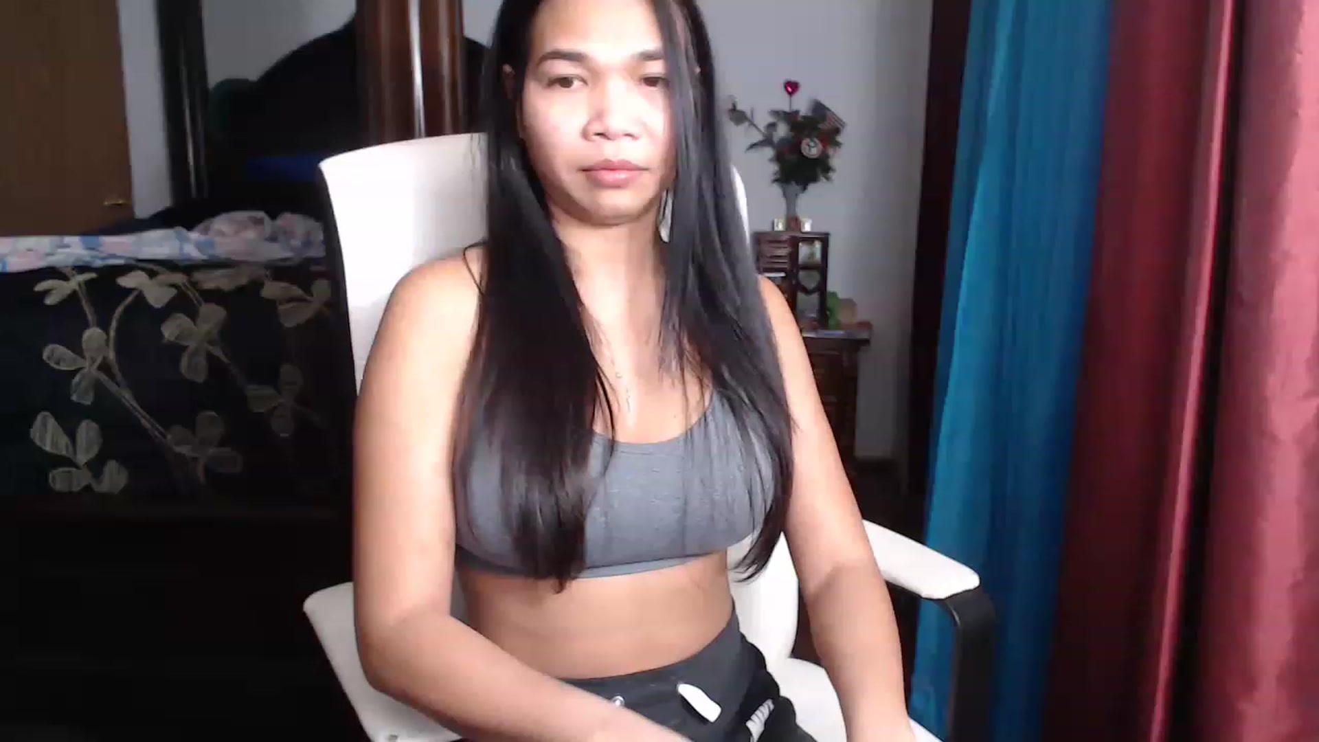 Gallery image thumbnail from Littlekai2023's myfreecams stream on, 03/31/2023, 24:02 image 2 of 20