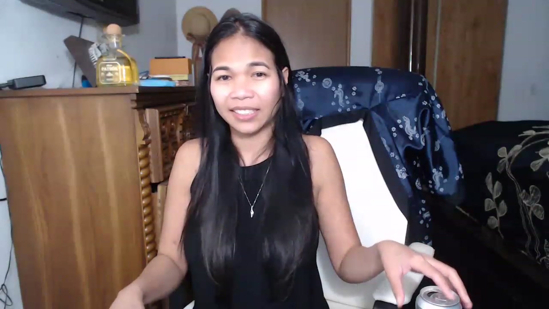 Gallery image thumbnail from Littlekai2023's myfreecams stream on, 04/02/2023, 04:12 image 19 of 20