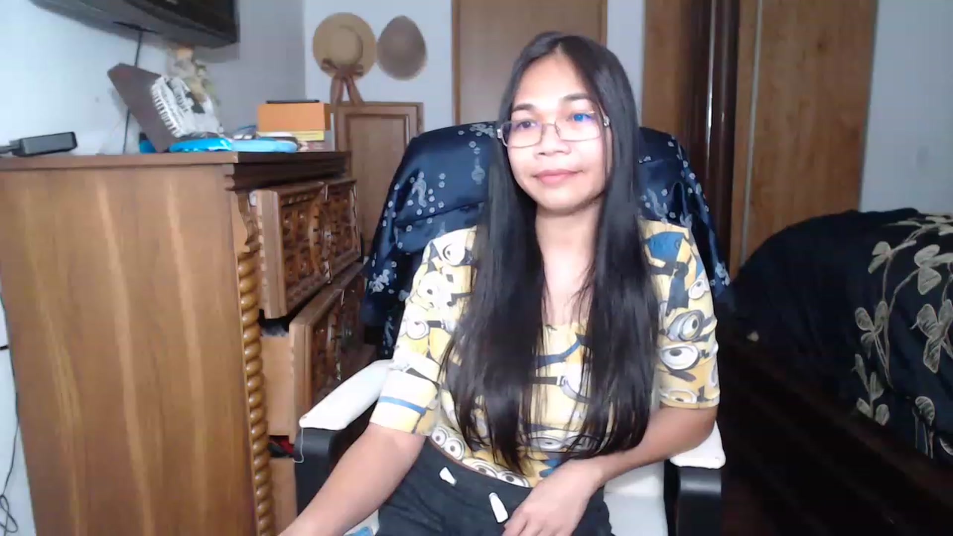 Gallery image thumbnail from Littlekai2023's myfreecams stream on, 04/02/2023, 12:31 image 12 of 20