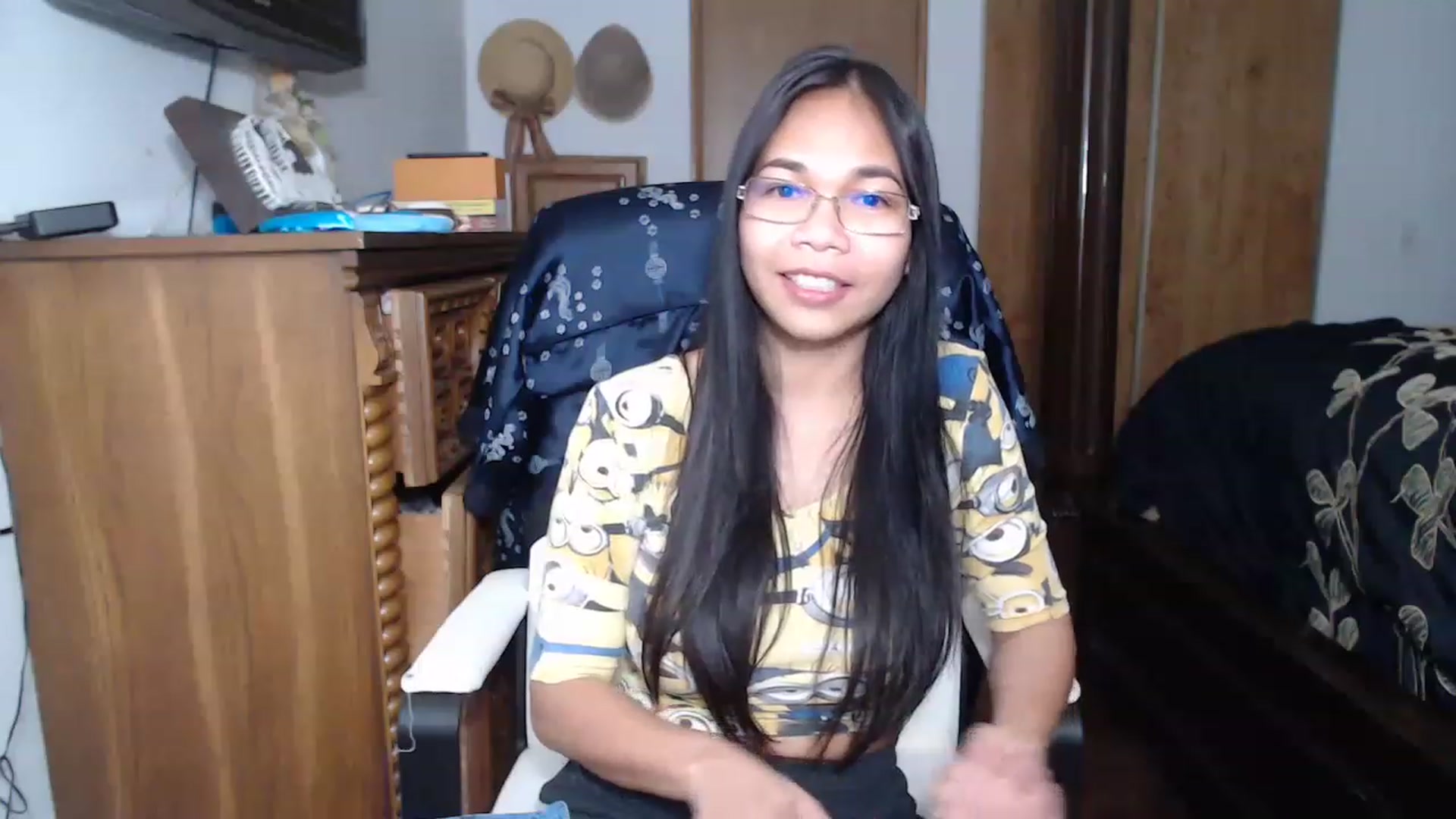 Gallery image thumbnail from Littlekai2023's myfreecams stream on, 04/02/2023, 12:31 image 10 of 20