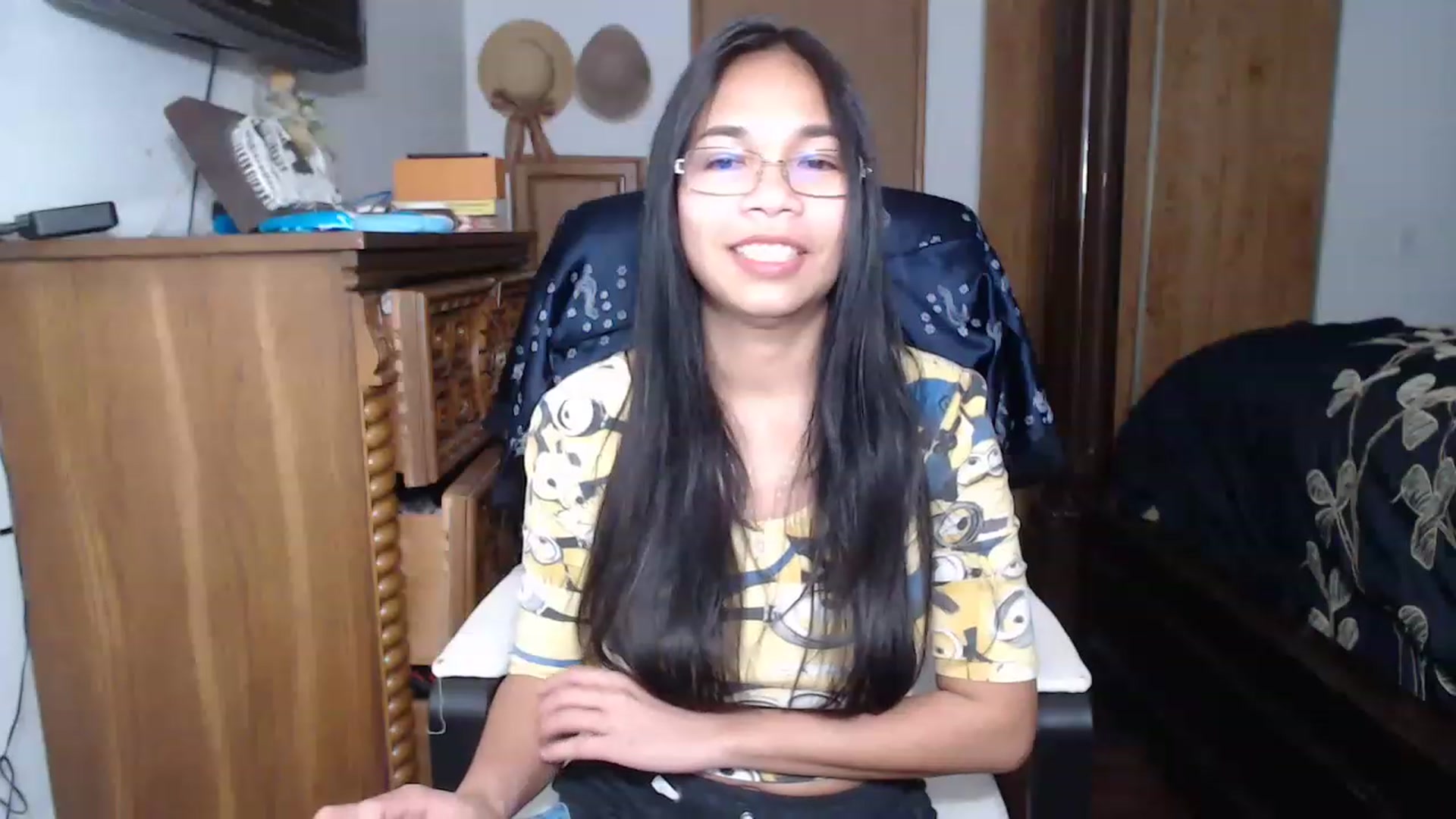 Gallery image thumbnail from Littlekai2023's myfreecams stream on, 04/02/2023, 12:31 image 13 of 20