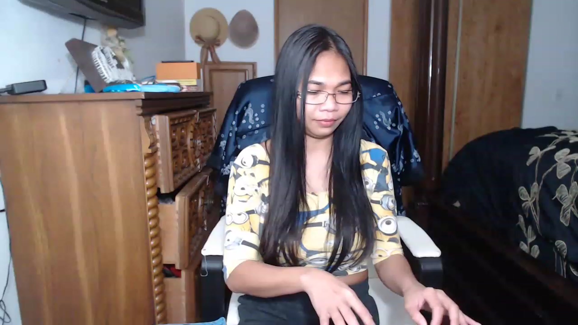 Gallery image thumbnail from Littlekai2023's myfreecams stream on, 04/02/2023, 12:31 image 7 of 20