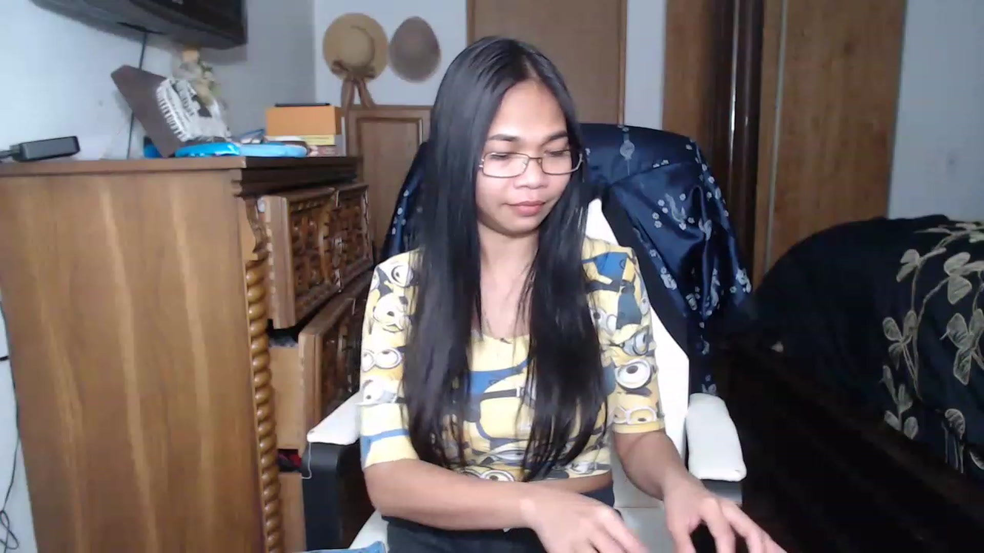 Gallery image thumbnail from Littlekai2023's myfreecams stream on, 04/02/2023, 12:31 image 11 of 20