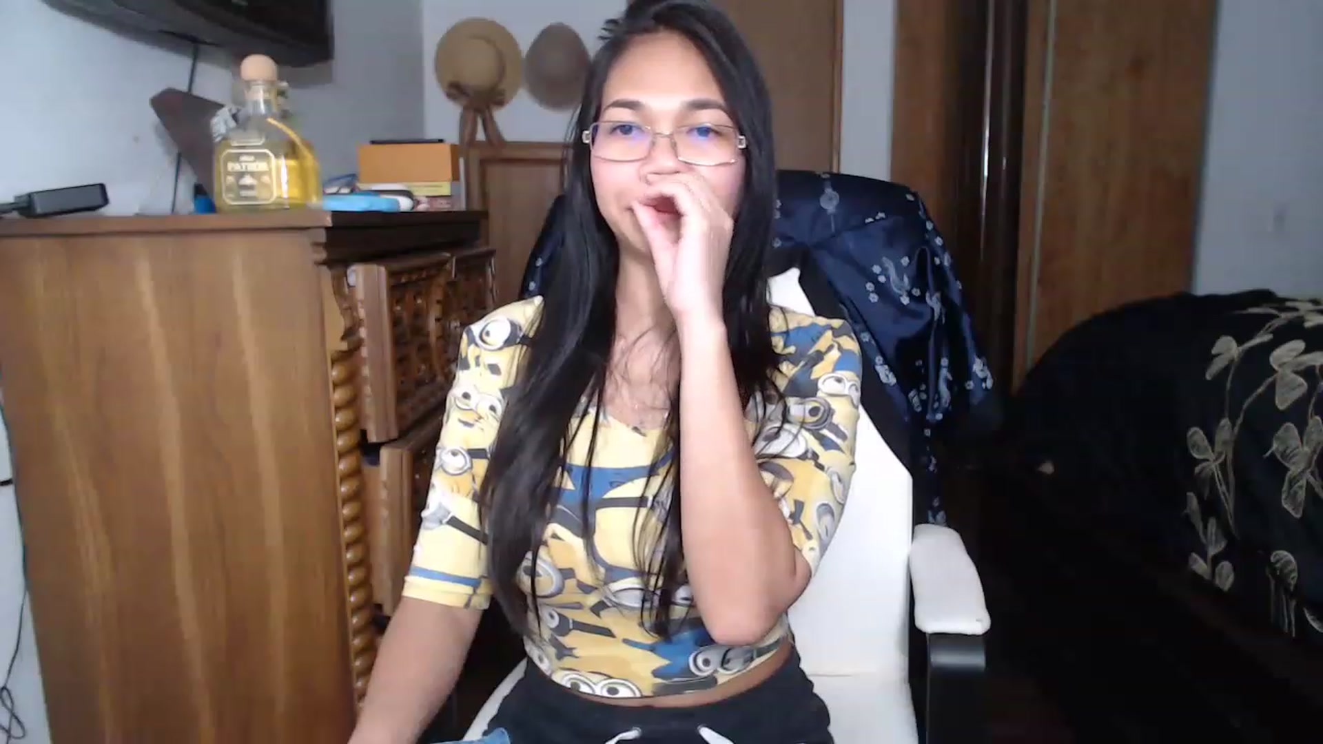 Gallery image thumbnail from Littlekai2023's myfreecams stream on, 04/02/2023, 14:14 image 15 of 20