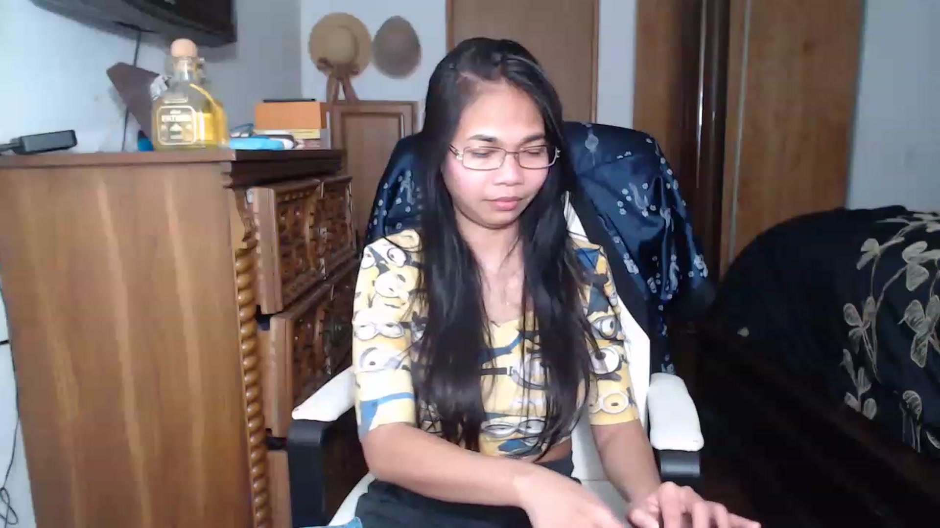 Gallery image thumbnail from Littlekai2023's myfreecams stream on, 04/02/2023, 14:14 image 14 of 20