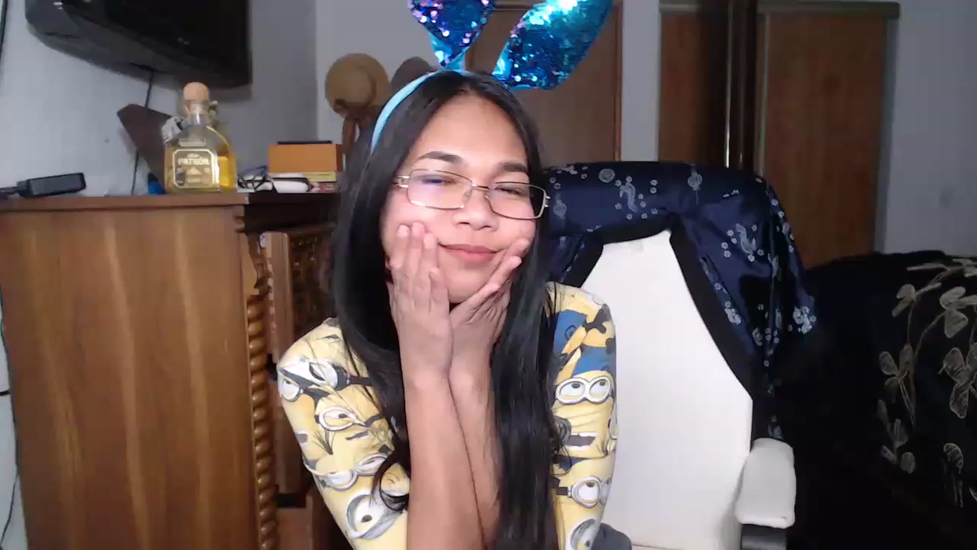 Gallery image thumbnail from Littlekai2023's myfreecams stream on, 04/02/2023, 15:53 image 8 of 20