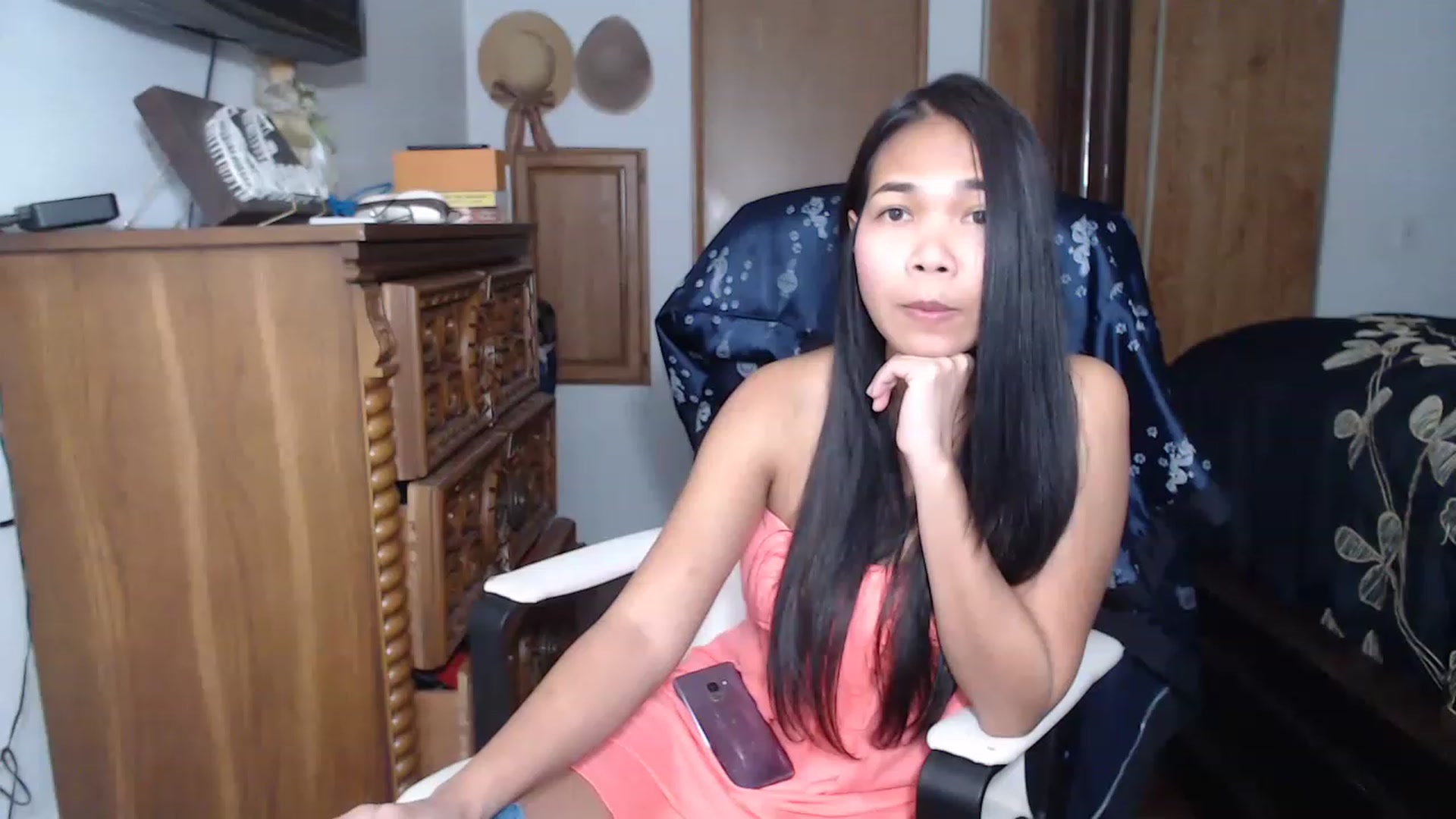 Gallery image thumbnail from Littlekai2023's myfreecams stream on, 04/03/2023, 20:19 image 2 of 20