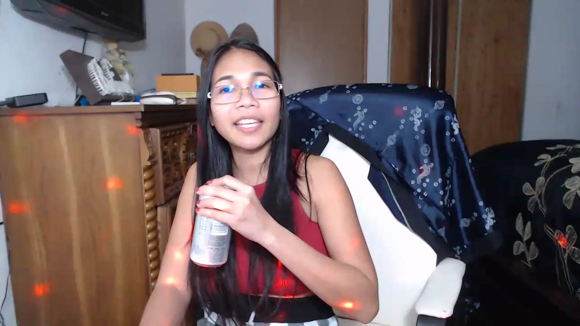 Gallery image thumbnail from Littlekai2023's myfreecams stream on, 04/05/2023, 02:20 image 12 of 20