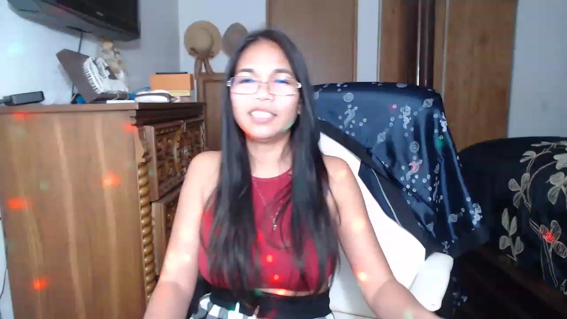 Gallery image thumbnail from Littlekai2023's myfreecams stream on, 04/05/2023, 02:20 image 9 of 20