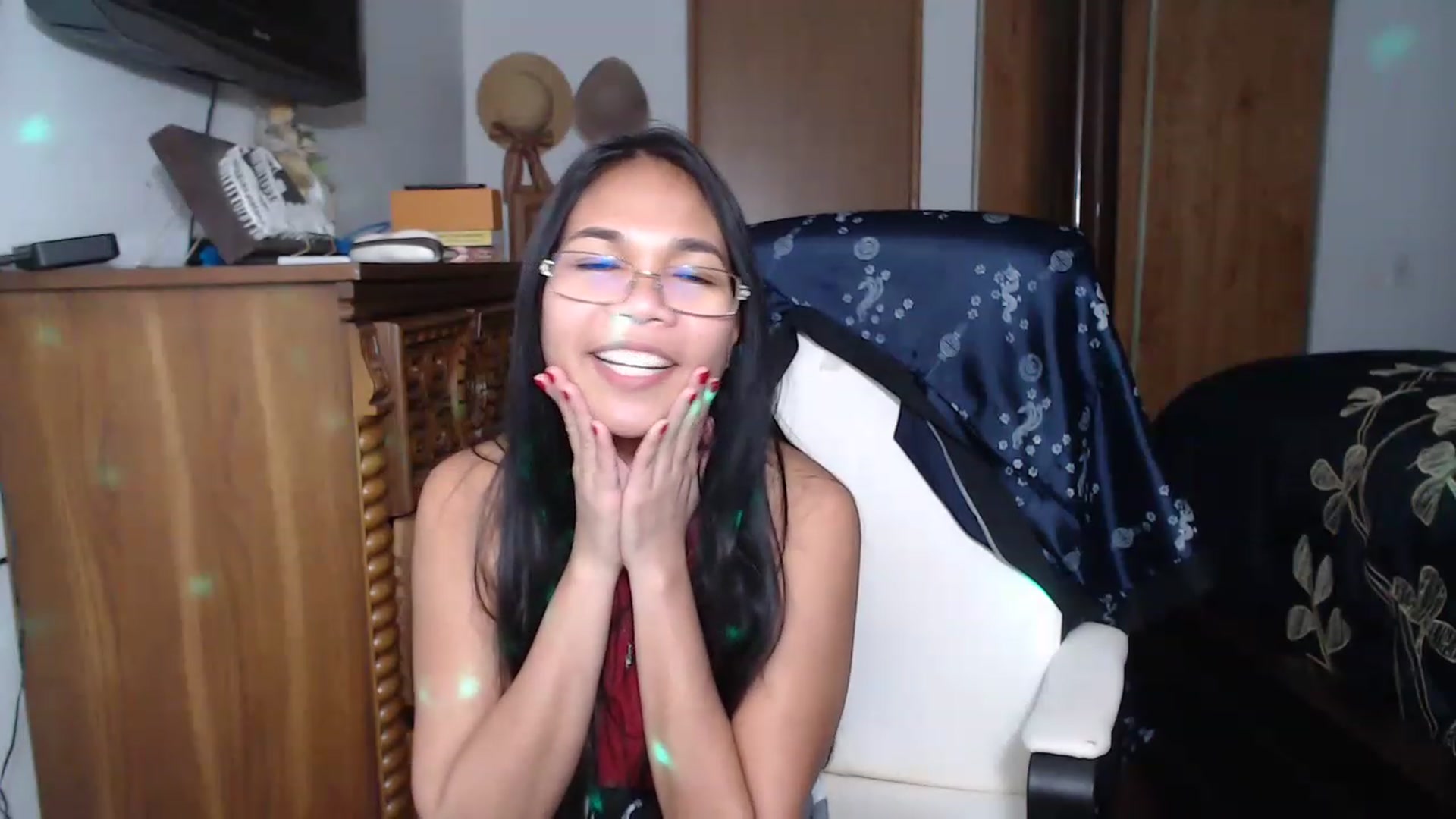 Gallery image thumbnail from Littlekai2023's myfreecams stream on, 04/05/2023, 02:20 image 19 of 20