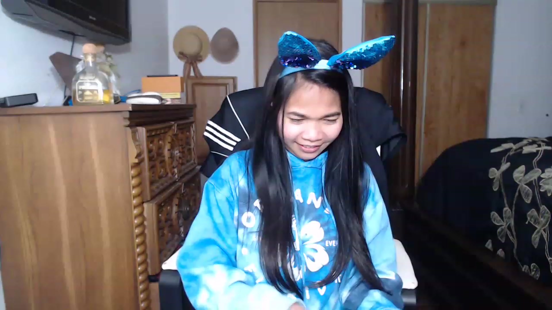 Gallery image thumbnail from Littlekai2023's myfreecams stream on, 04/06/2023, 23:34 image 2 of 20
