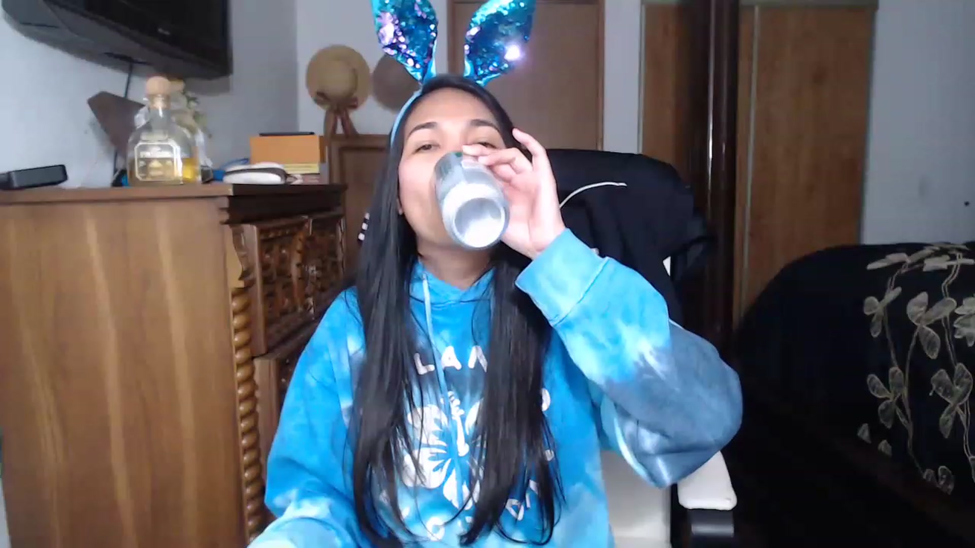 Gallery image thumbnail from Littlekai2023's myfreecams stream on, 04/06/2023, 23:34 image 3 of 20