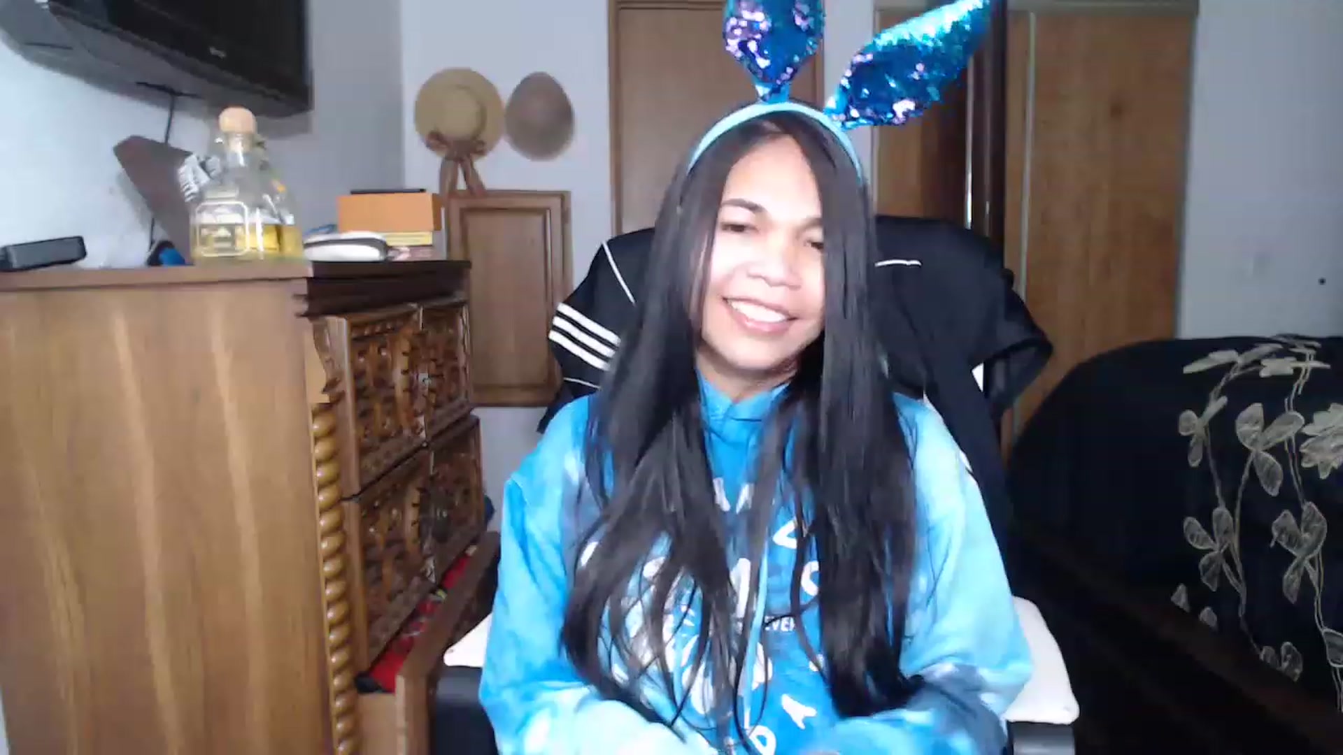 Gallery image thumbnail from Littlekai2023's myfreecams stream on, 04/07/2023, 01:39 image 5 of 20