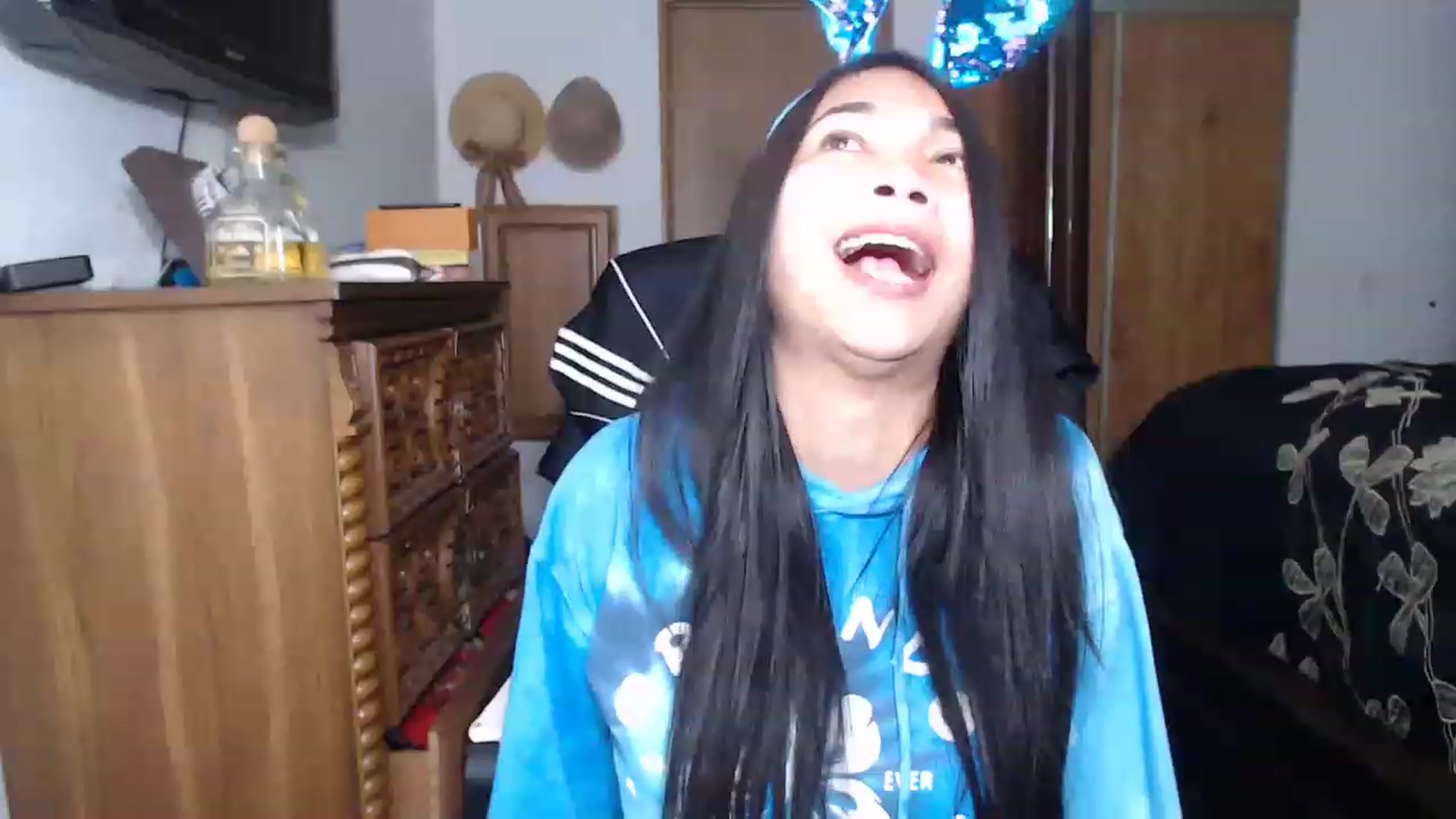 Gallery image thumbnail from Littlekai2023's myfreecams stream on, 04/07/2023, 01:39 image 4 of 20
