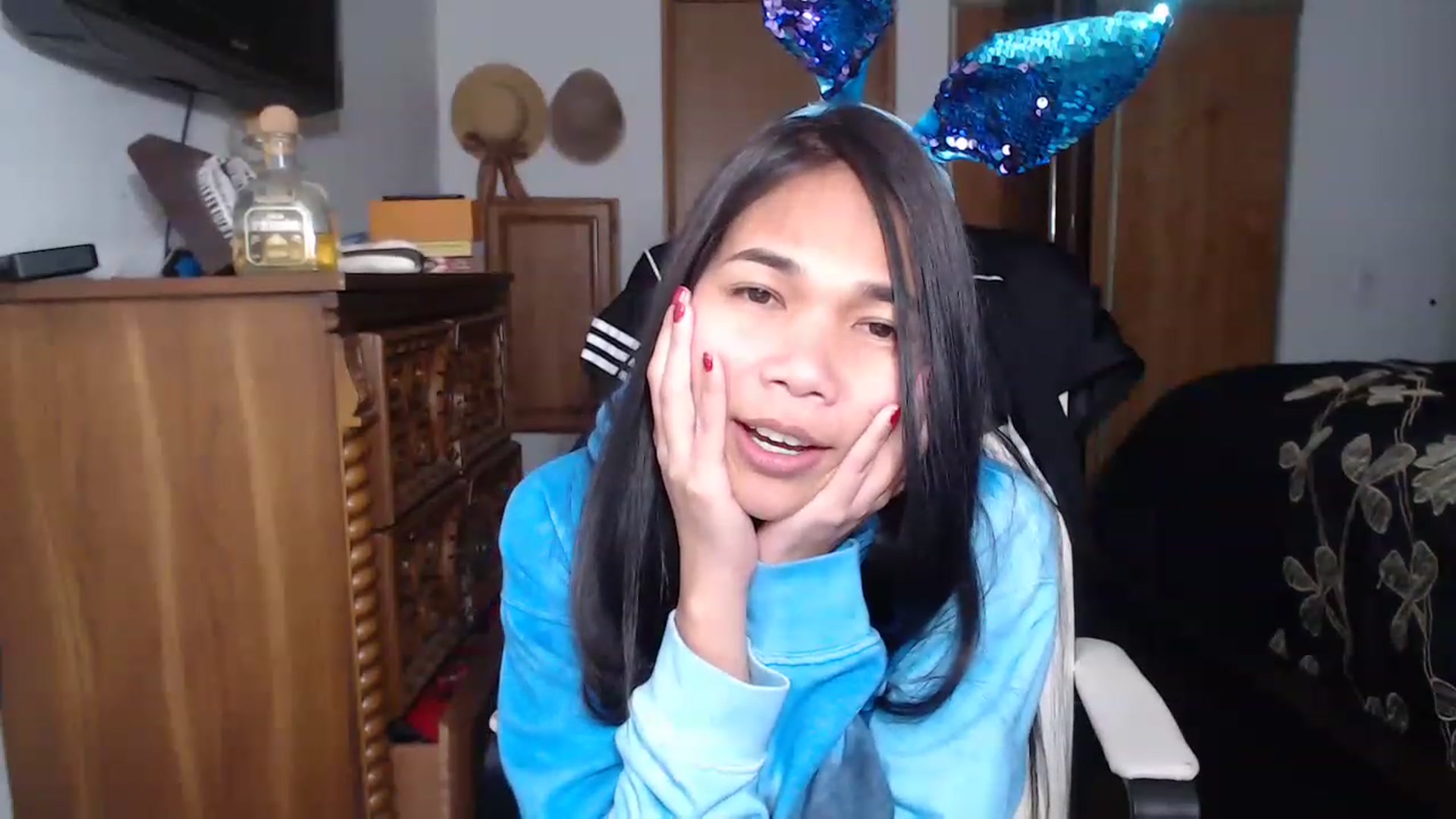 Gallery image thumbnail from Littlekai2023's myfreecams stream on, 04/07/2023, 01:39 image 20 of 20