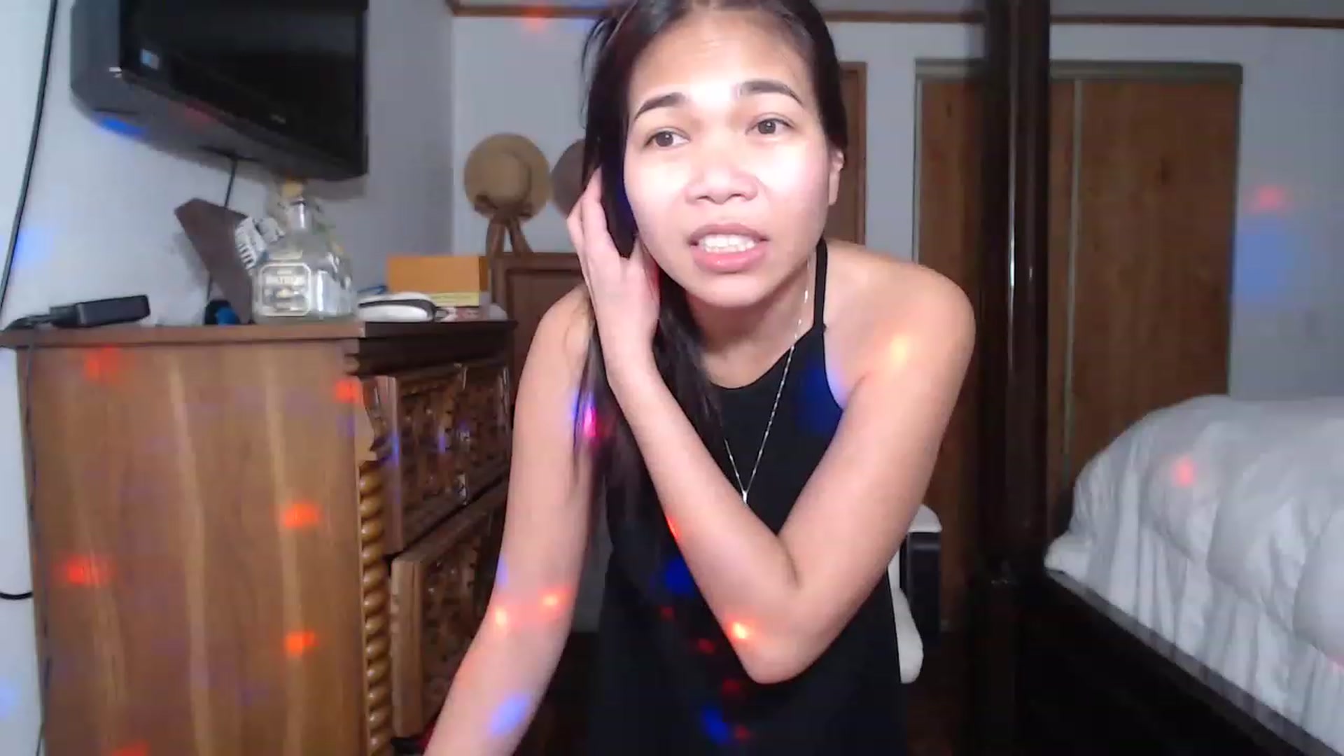 Gallery image thumbnail from Littlekai2023's myfreecams stream on, 04/12/2023, 04:31 image 14 of 20