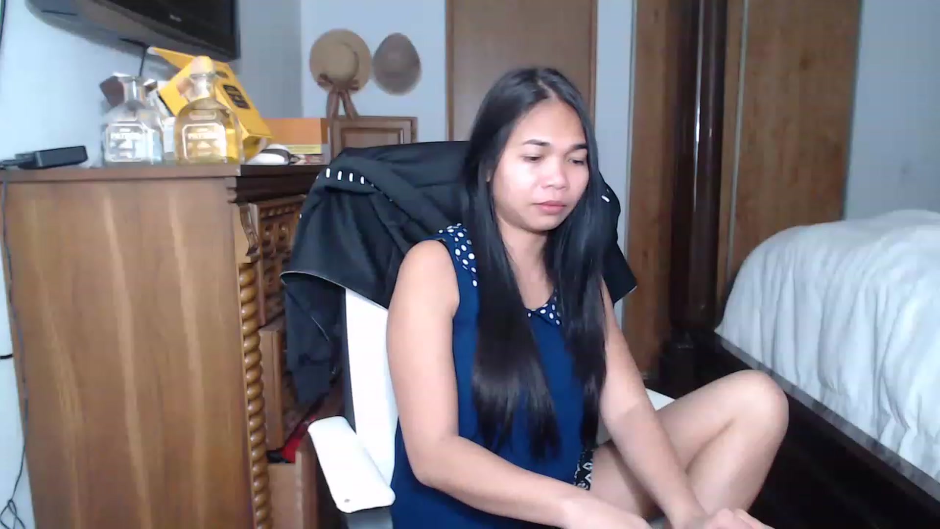 Gallery image thumbnail from Littlekai2023's myfreecams stream on, 04/13/2023, 03:01 image 19 of 20