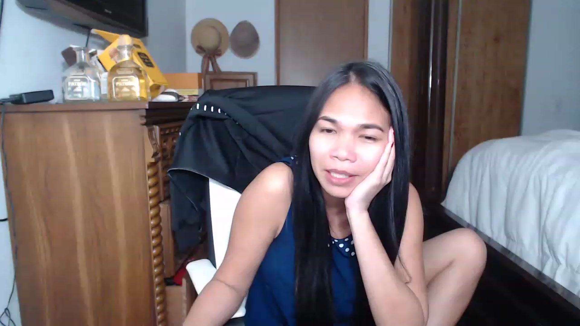 Gallery image thumbnail from Littlekai2023's myfreecams stream on, 04/13/2023, 03:01 image 20 of 20