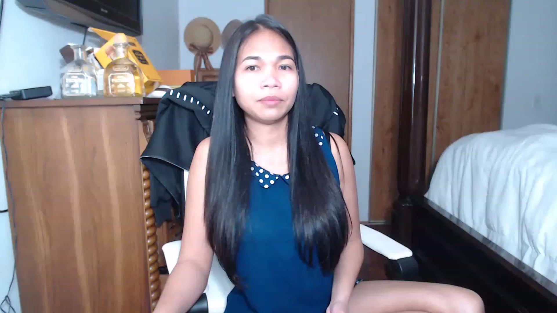 Gallery image thumbnail from Littlekai2023's myfreecams stream on, 04/13/2023, 03:01 image 12 of 20