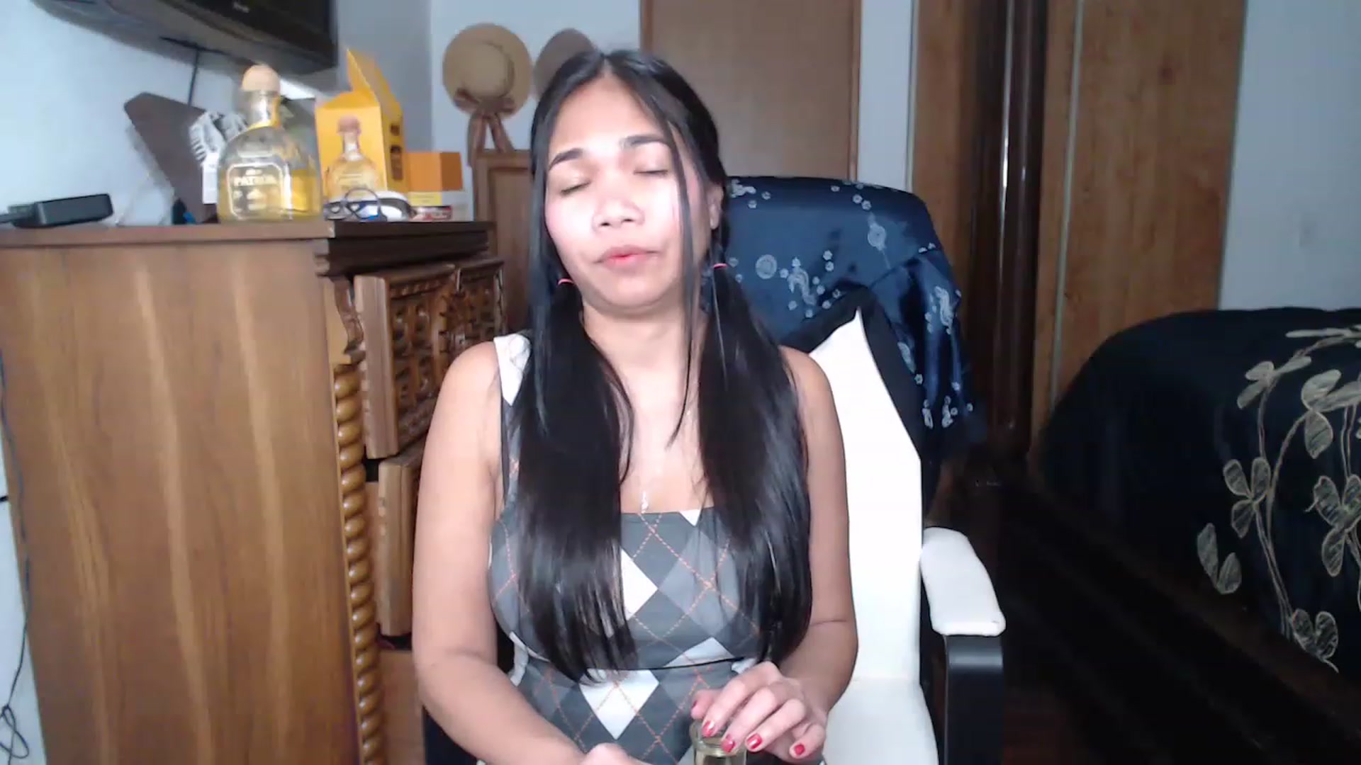 Gallery image thumbnail from Littlekai2023's myfreecams stream on, 04/16/2023, 05:02 image 7 of 20
