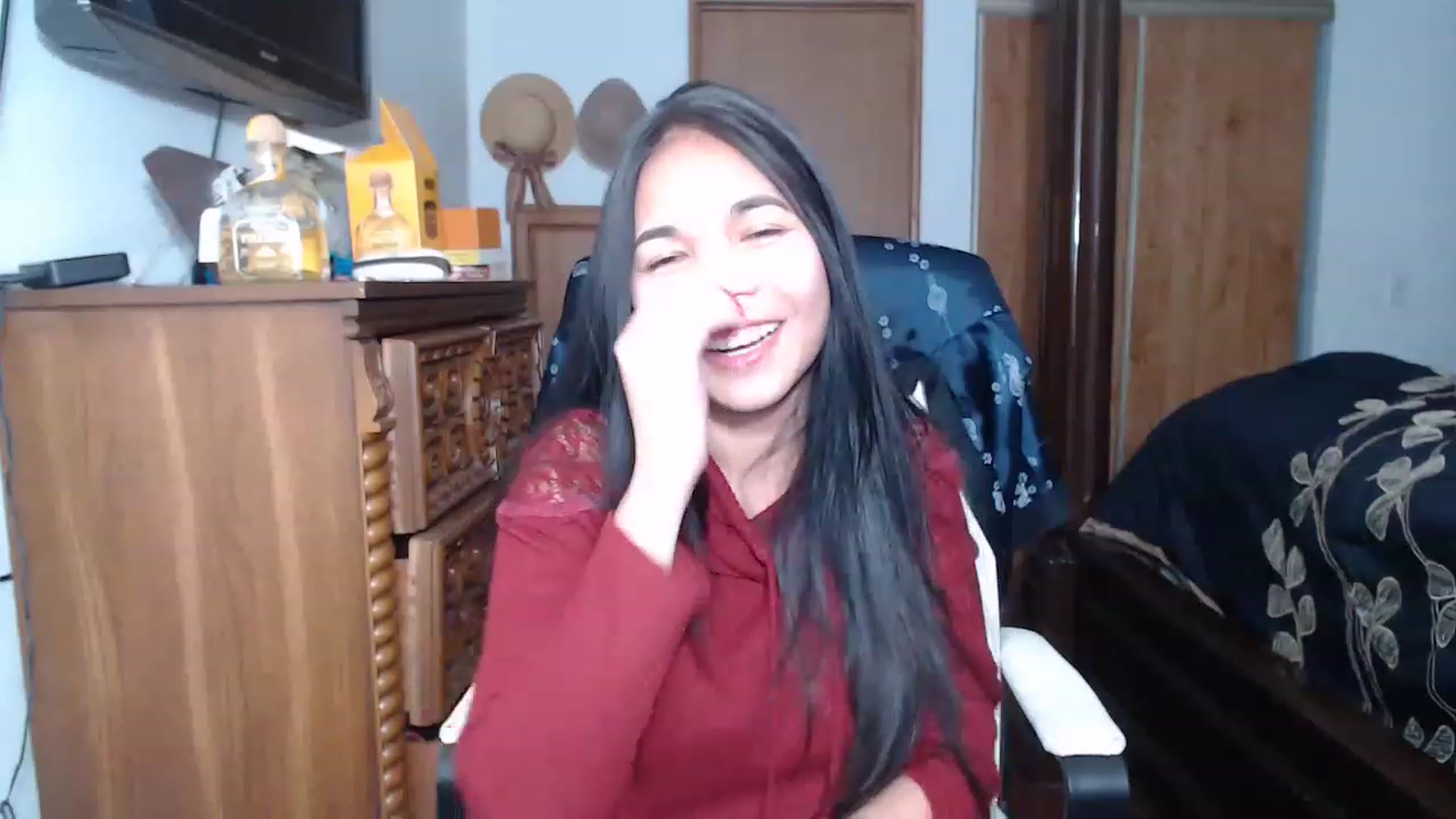 Gallery image thumbnail from Littlekai2023's myfreecams stream on, 04/17/2023, 05:17 image 3 of 20