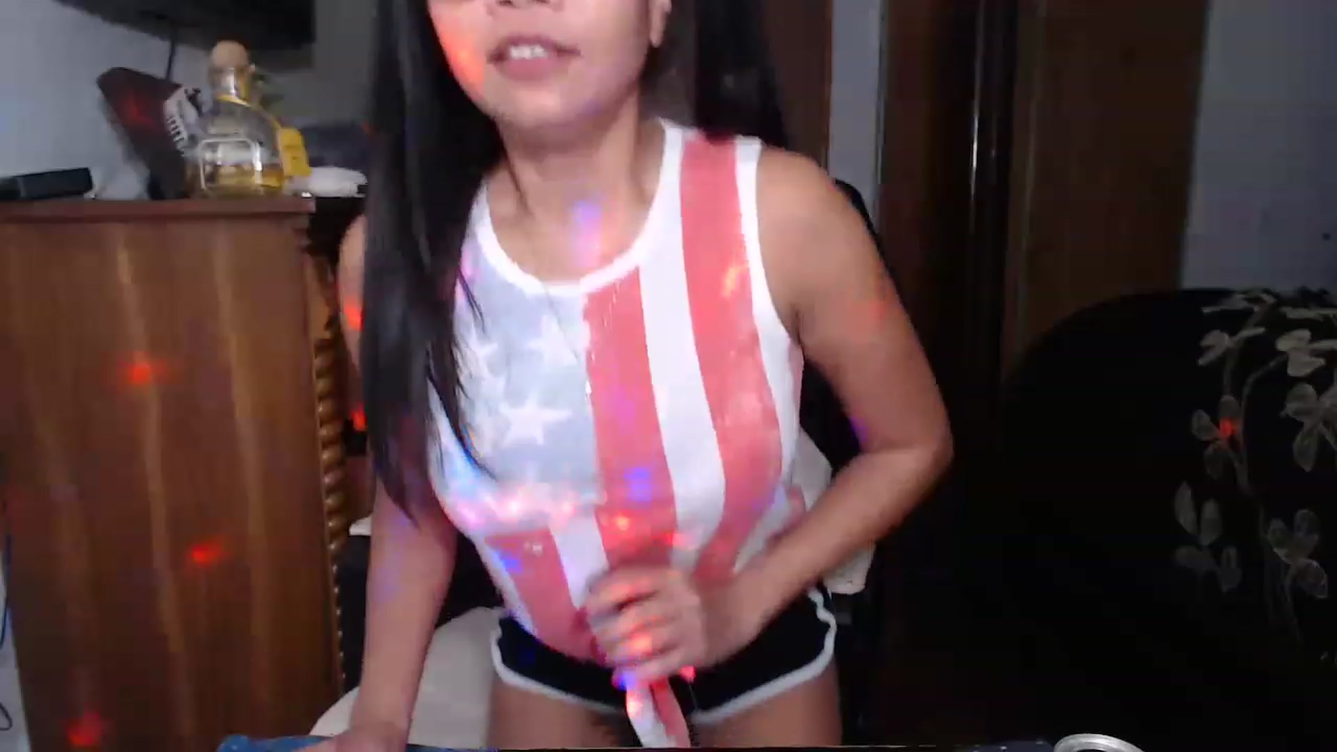 Gallery image thumbnail from Littlekai2023's myfreecams stream on, 04/20/2023, 01:12 image 20 of 20