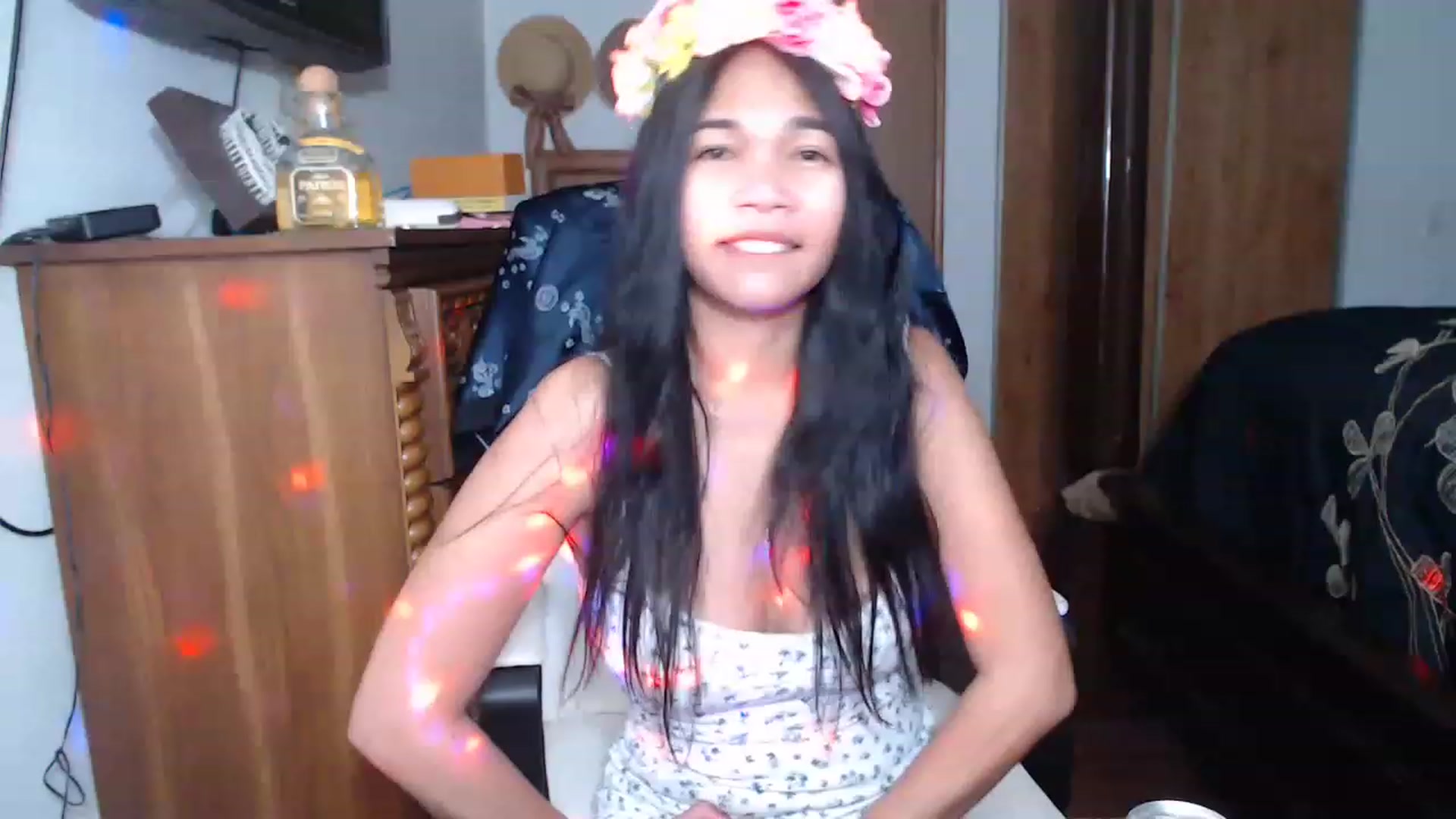 Gallery image thumbnail from Littlekai2023's myfreecams stream on, 04/25/2023, 03:26 image 13 of 20