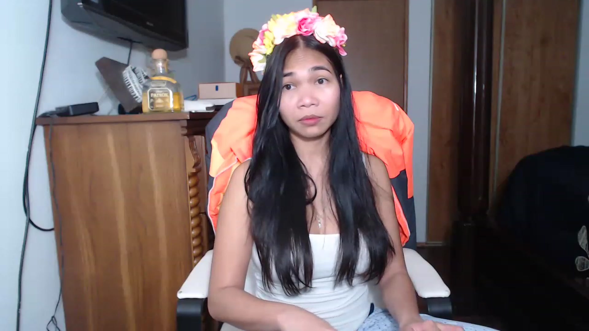 Gallery image thumbnail from Littlekai2023's myfreecams stream on, 04/26/2023, 03:49 image 16 of 20