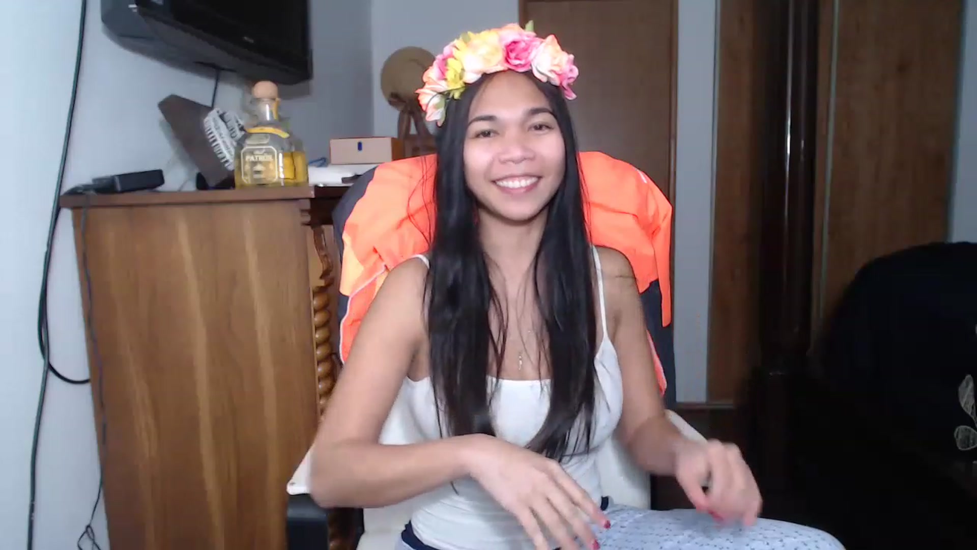 Gallery image thumbnail from Littlekai2023's myfreecams stream on, 04/26/2023, 03:49 image 13 of 20