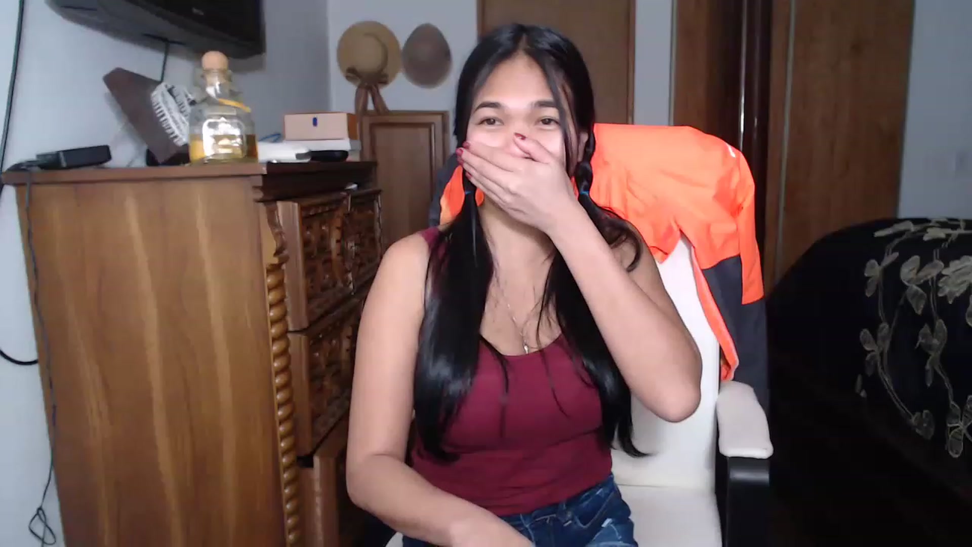 Gallery image thumbnail from Littlekai2023's myfreecams stream on, 04/27/2023, 01:37 image 18 of 20