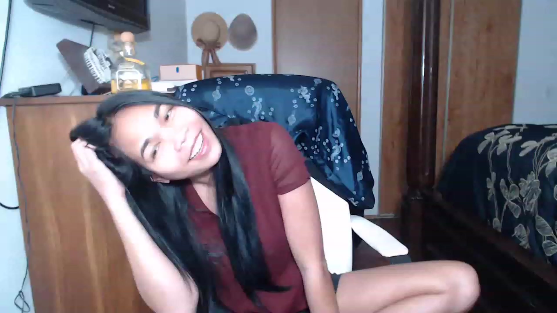 Gallery image thumbnail from Littlekai2023's myfreecams stream on, 04/28/2023, 02:27 image 1 of 20