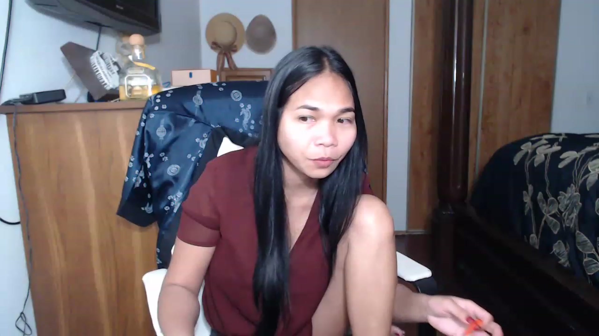 Gallery image thumbnail from Littlekai2023's myfreecams stream on, 04/28/2023, 02:27 image 10 of 20