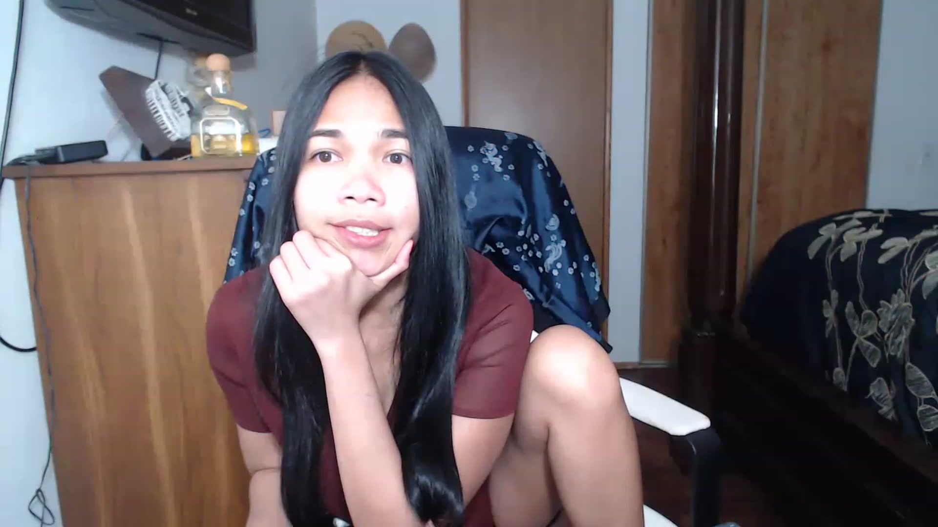 Gallery image thumbnail from Littlekai2023's myfreecams stream on, 04/28/2023, 02:27 image 13 of 20