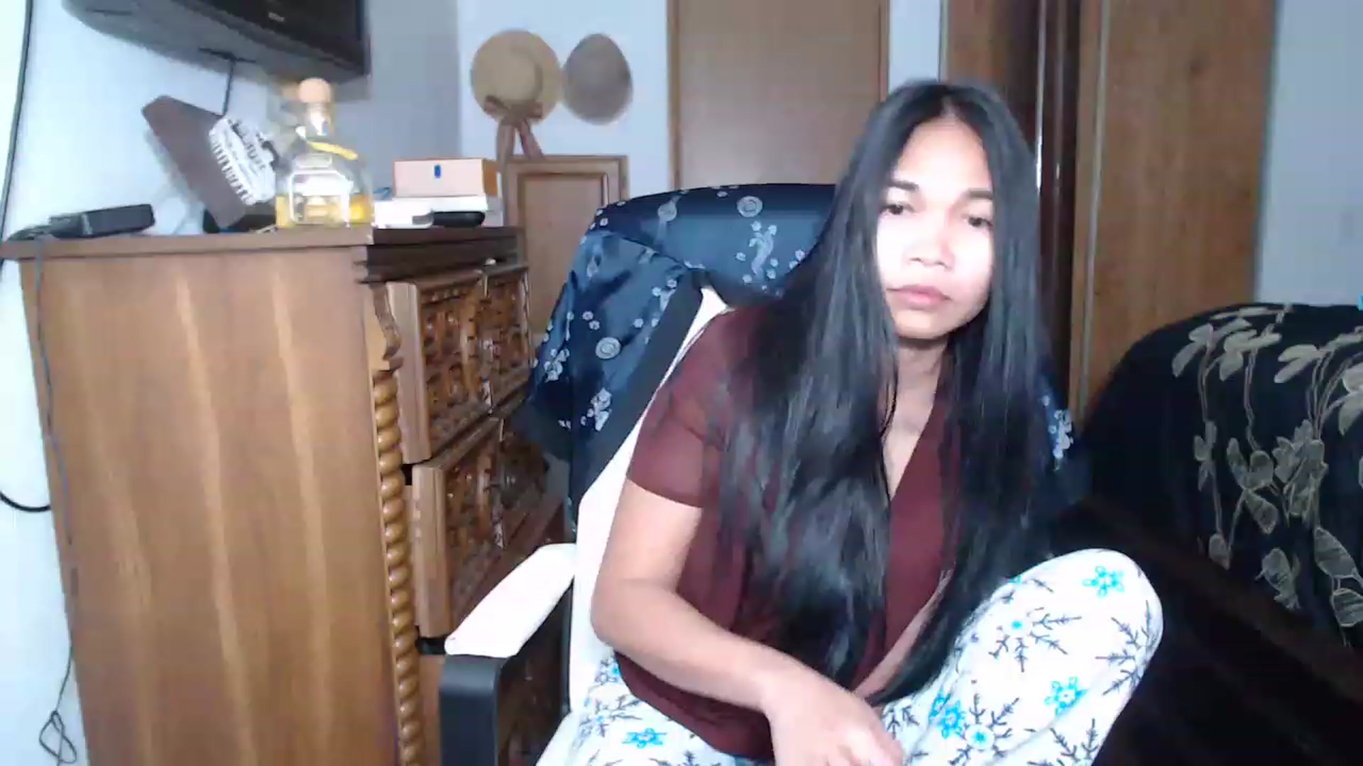 Gallery image thumbnail from Littlekai2023's myfreecams stream on, 04/28/2023, 03:49 image 11 of 20