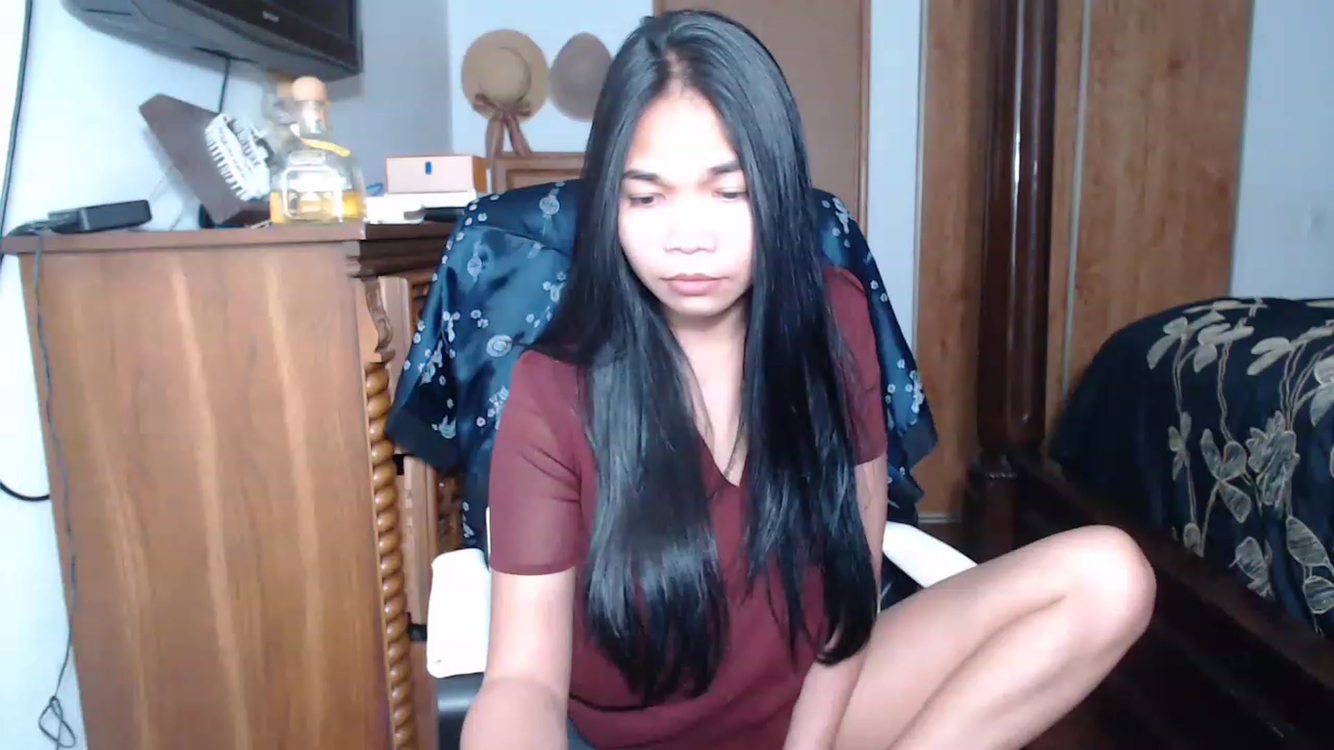 Gallery image thumbnail from Littlekai2023's myfreecams stream on, 04/28/2023, 03:49 image 8 of 20