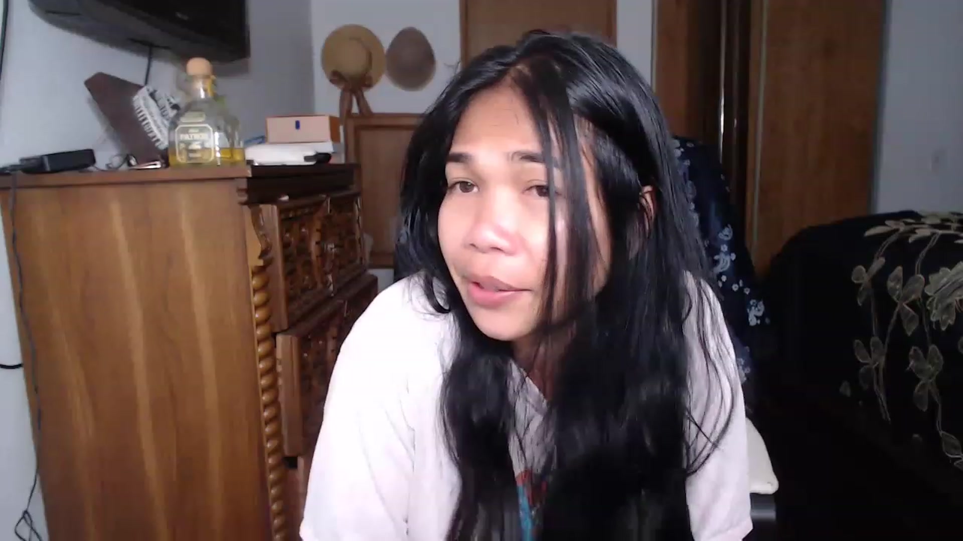 Gallery image thumbnail from Littlekai2023's myfreecams stream on, 04/30/2023, 04:51 image 17 of 20