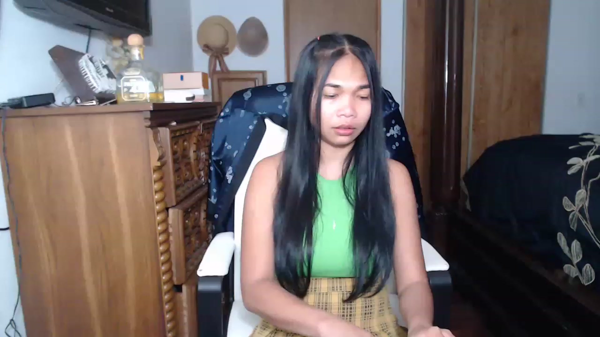 Gallery image thumbnail from Littlekai2023's myfreecams stream on, 04/30/2023, 22:23 image 11 of 20