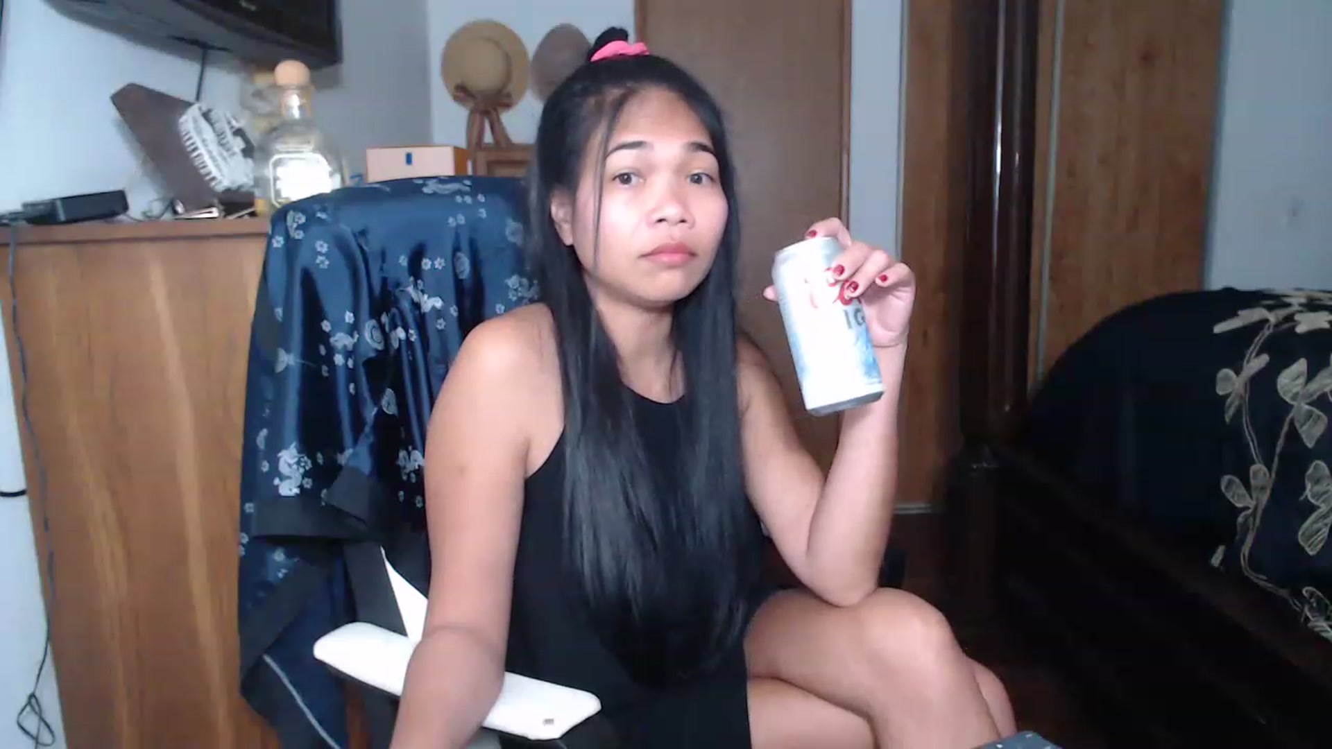 Gallery image thumbnail from Littlekai2023's myfreecams stream on, 05/02/2023, 24:04 image 6 of 20