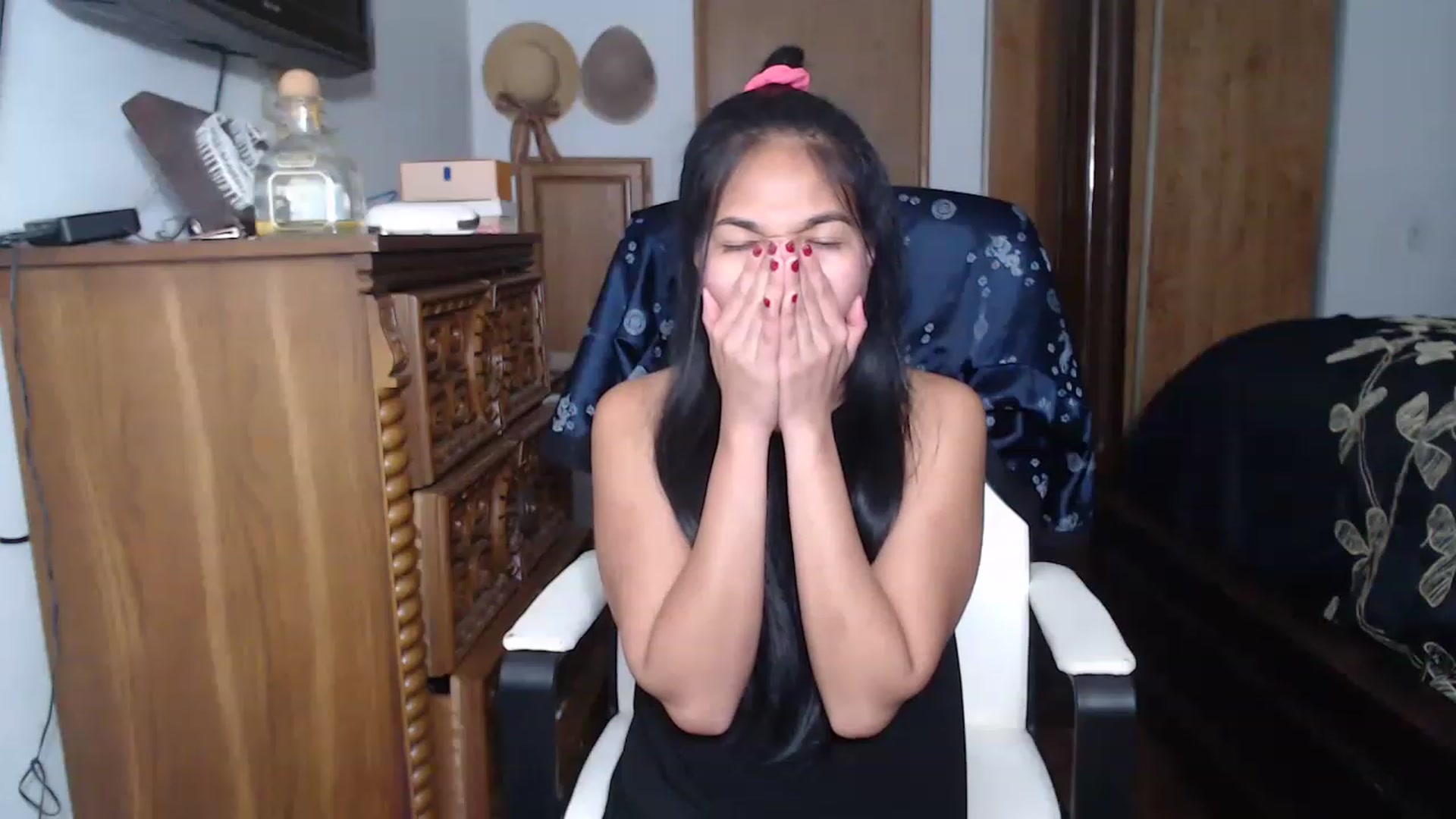 Gallery image thumbnail from Littlekai2023's myfreecams stream on, 05/02/2023, 24:34 image 20 of 20