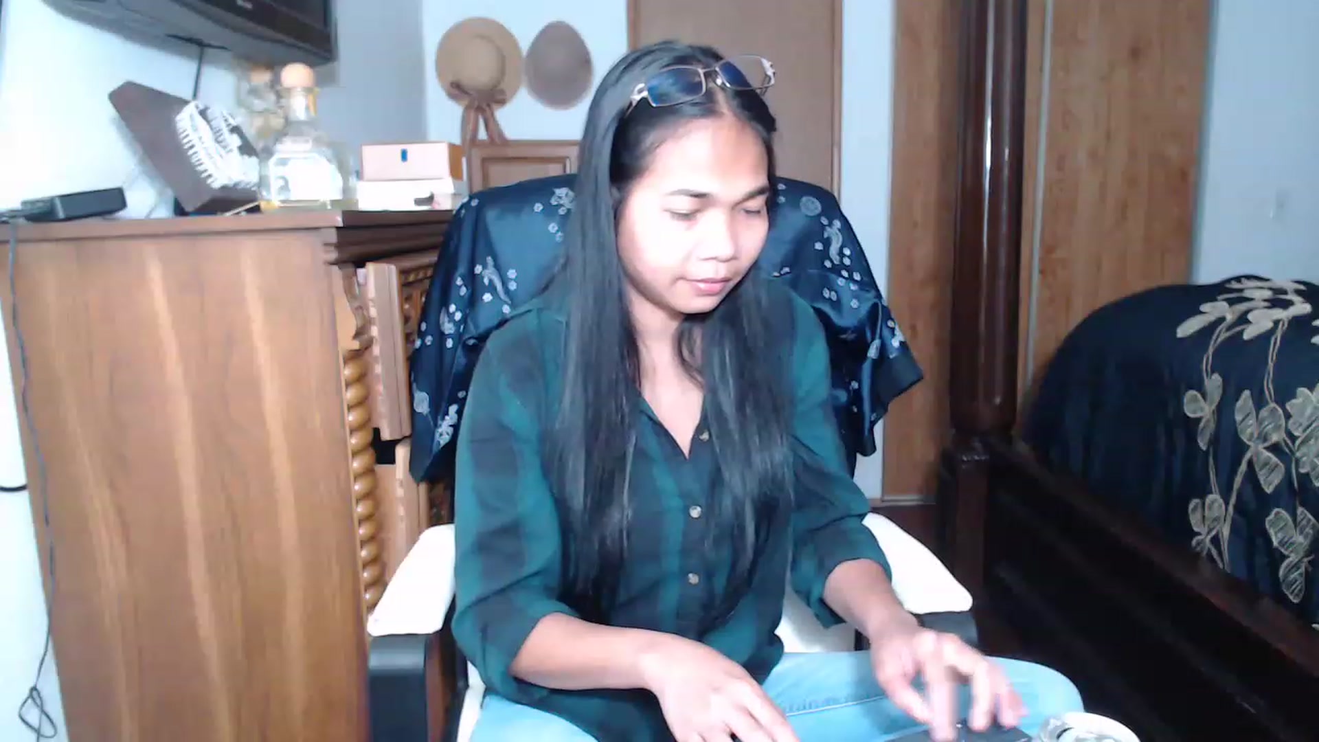Gallery image thumbnail from Littlekai2023's myfreecams stream on, 05/02/2023, 23:44 image 19 of 20