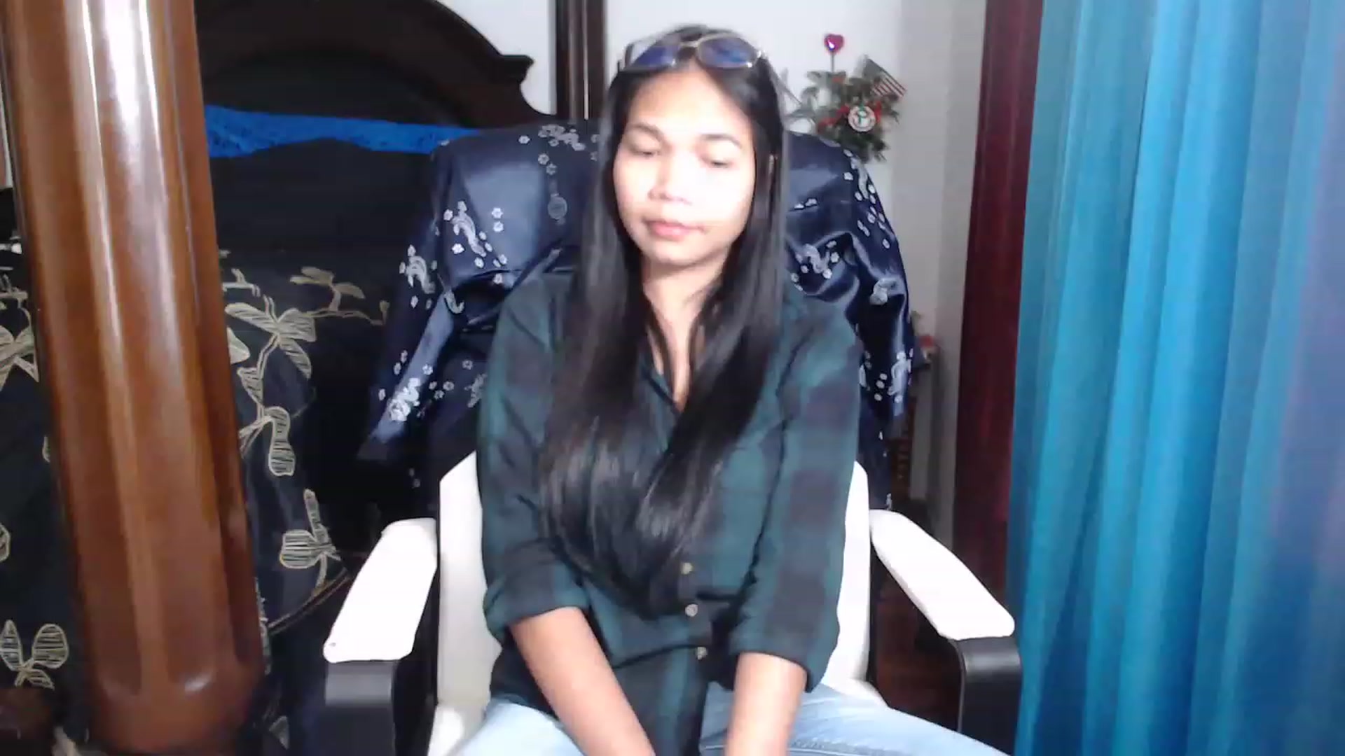 Gallery image thumbnail from Littlekai2023's myfreecams stream on, 05/03/2023, 01:31 image 1 of 20